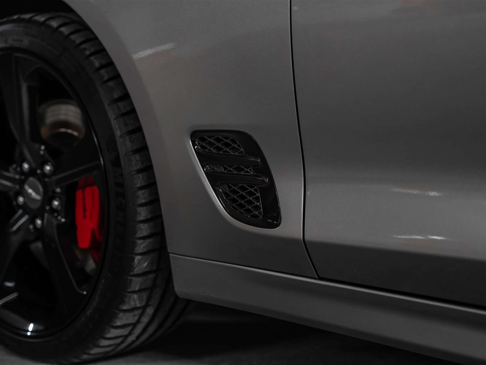 listing desktop thumbnail image 18