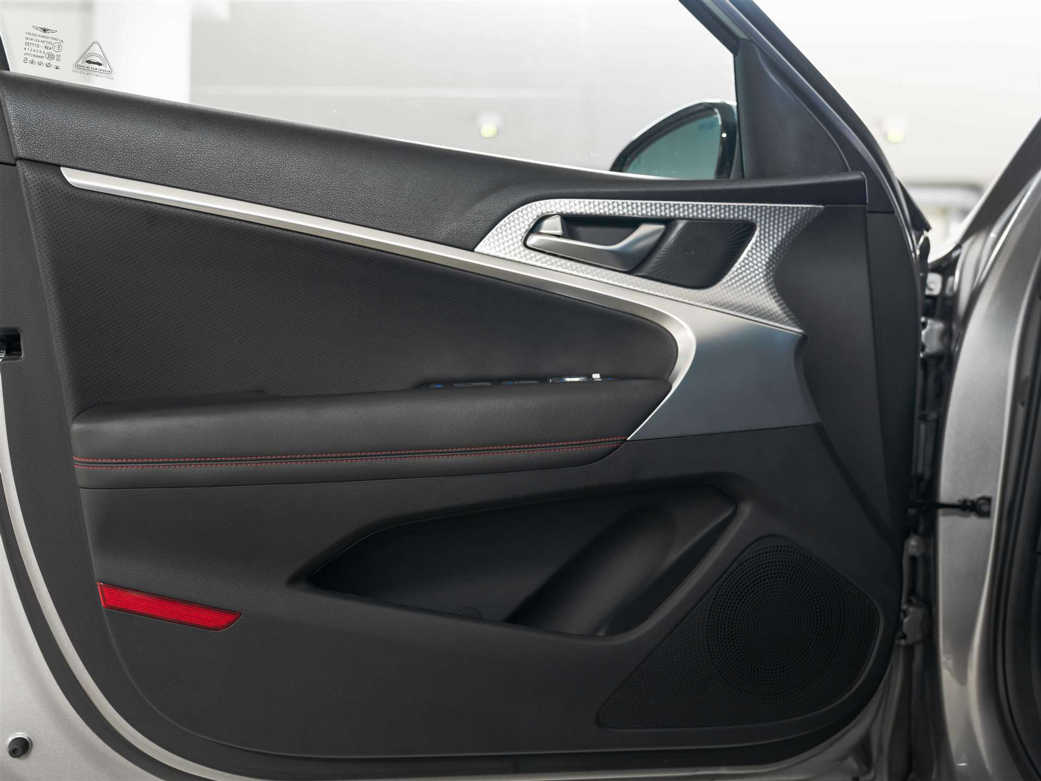 listing desktop thumbnail image 23