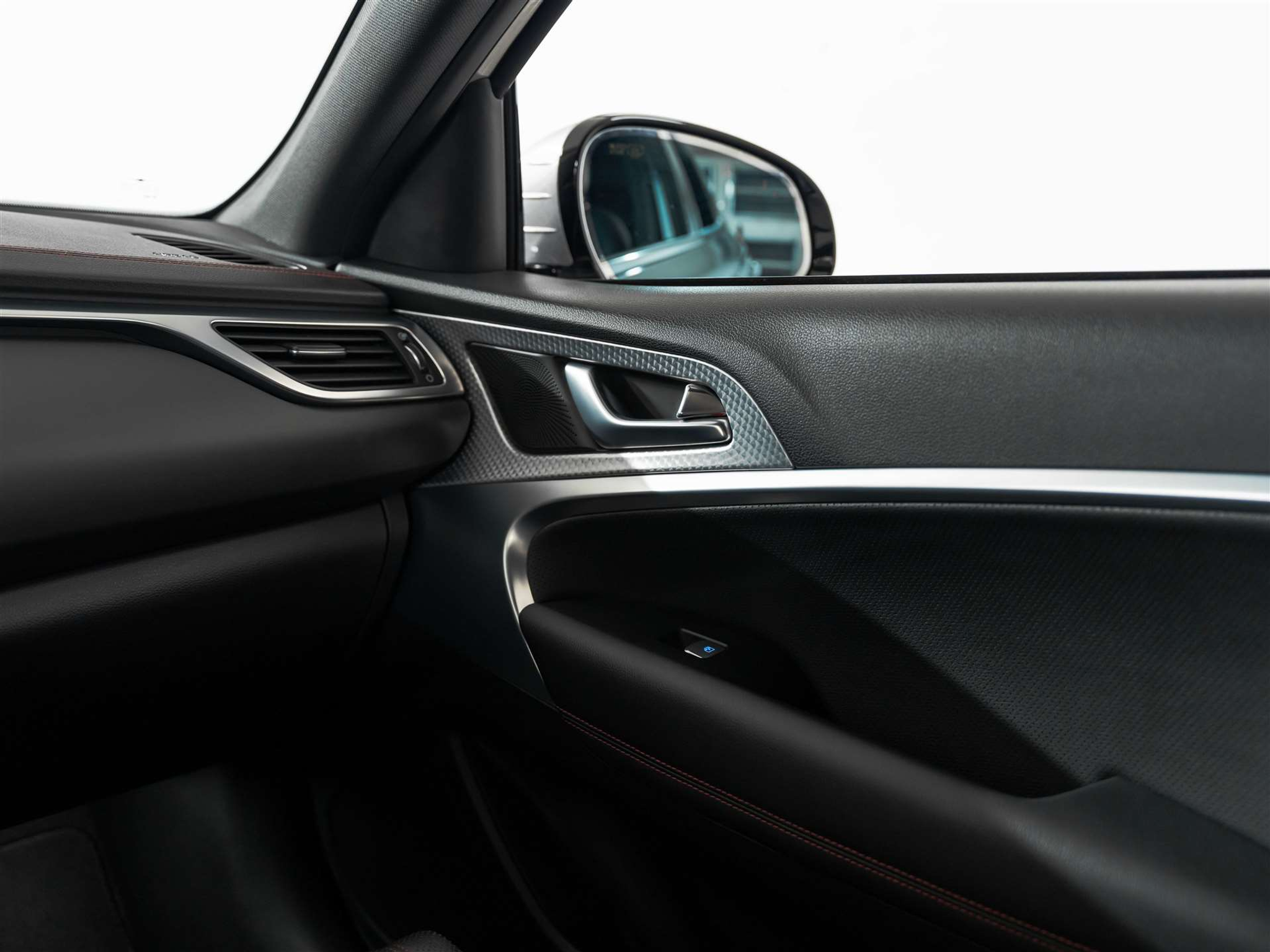 listing desktop thumbnail image 31