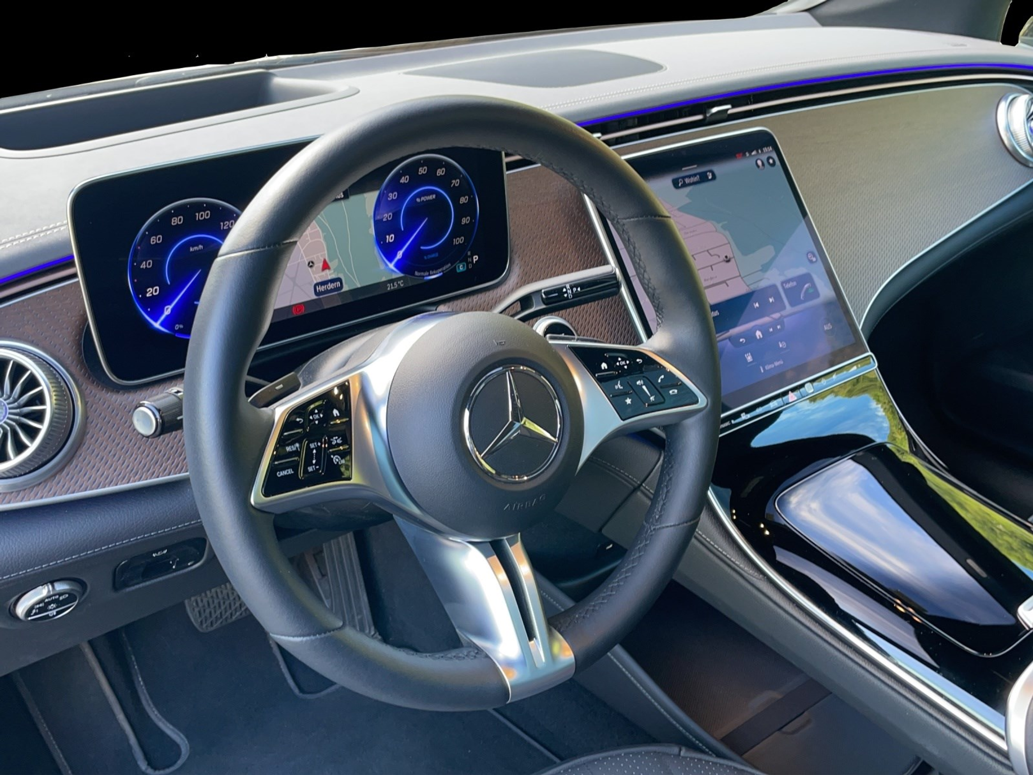 listing desktop thumbnail image 10