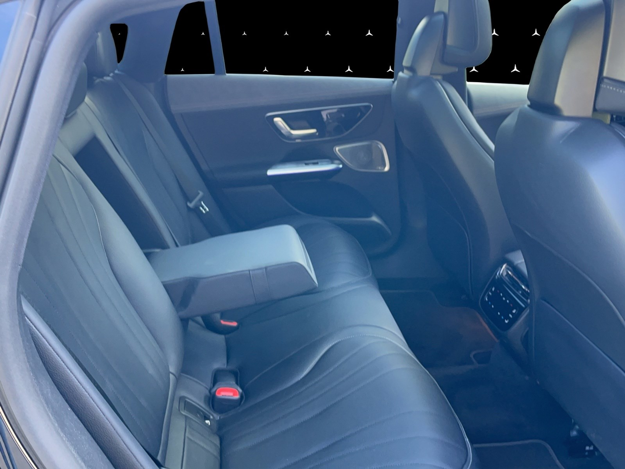 listing desktop thumbnail image 9