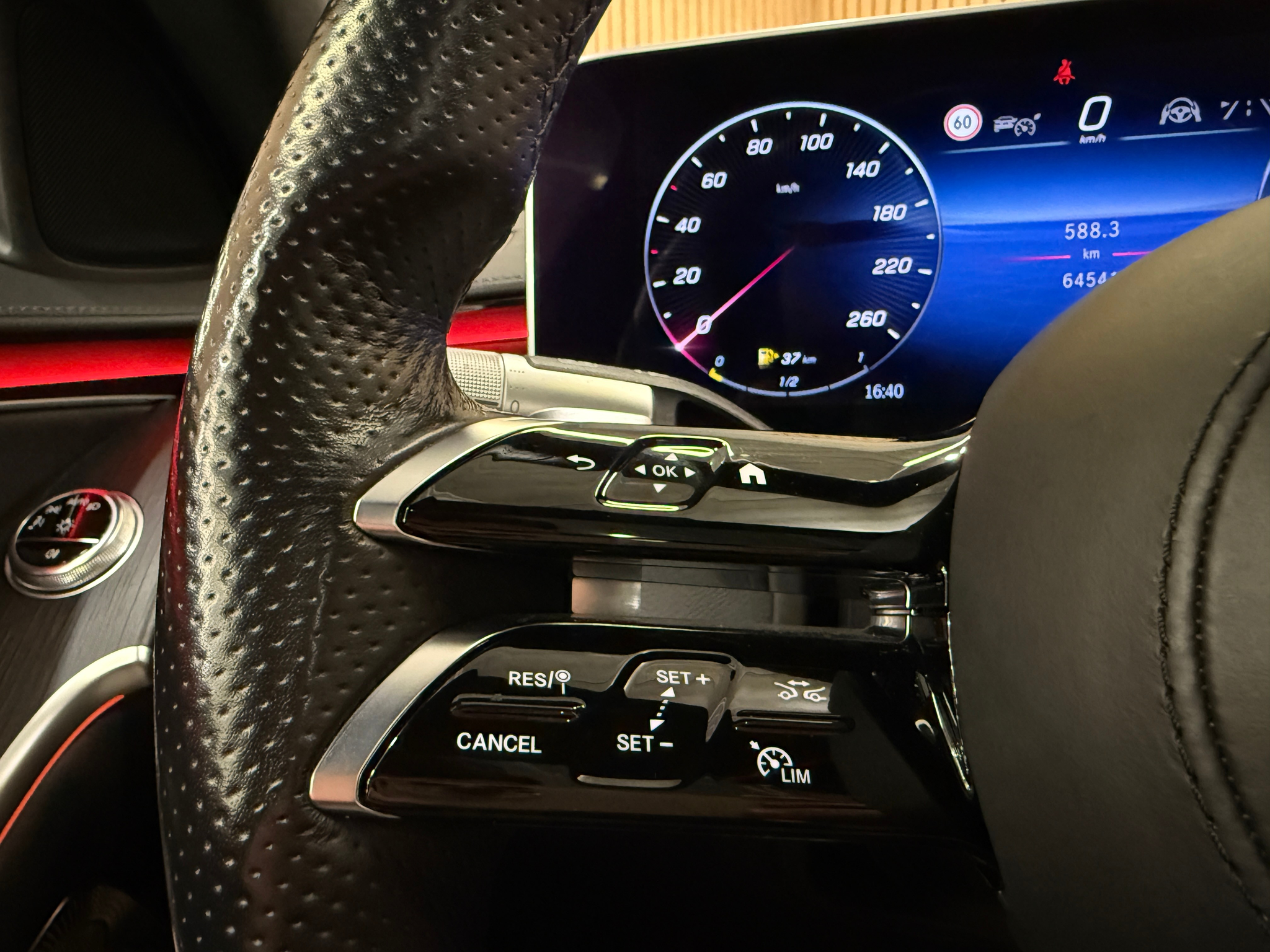 listing desktop thumbnail image 10