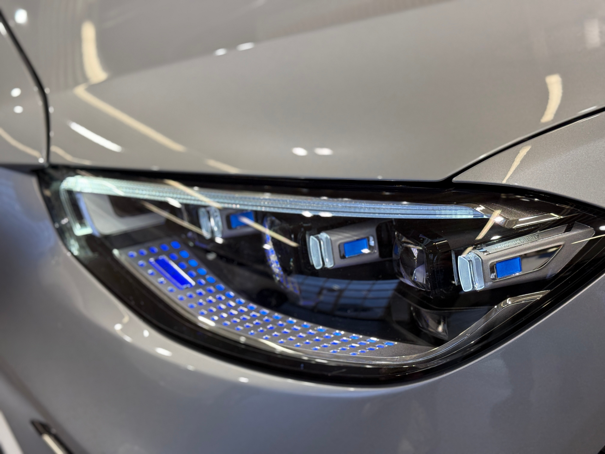 listing desktop thumbnail image 5