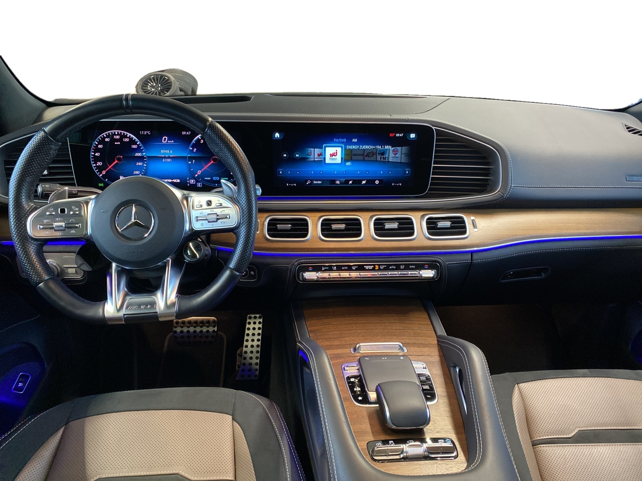 listing desktop thumbnail image 8