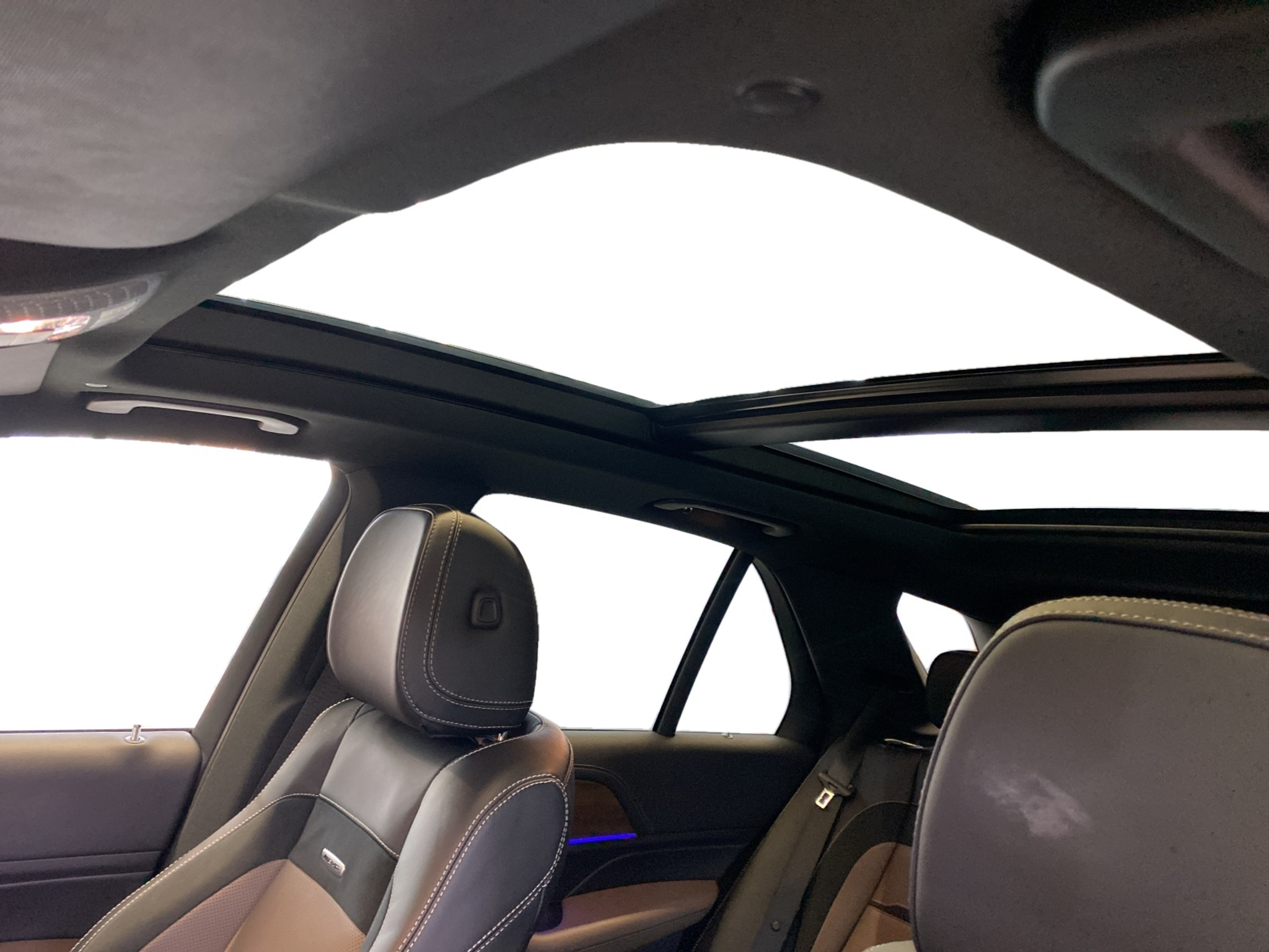 listing desktop thumbnail image 11