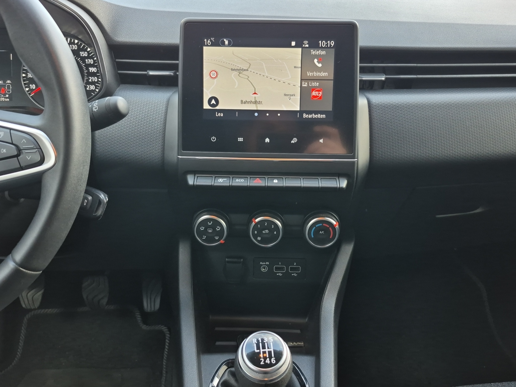 listing desktop thumbnail image 8