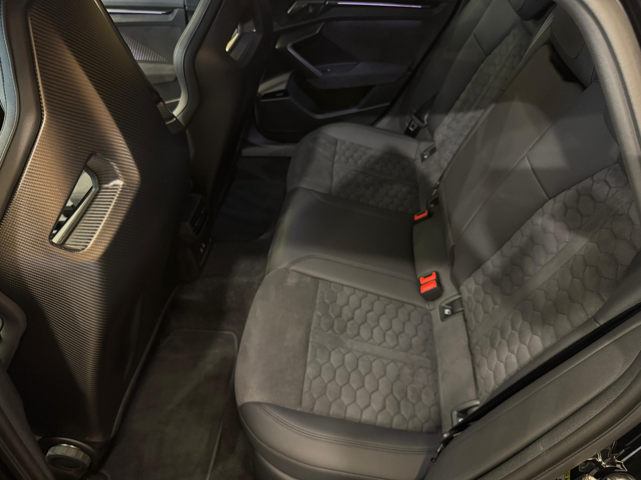 listing desktop thumbnail image 27