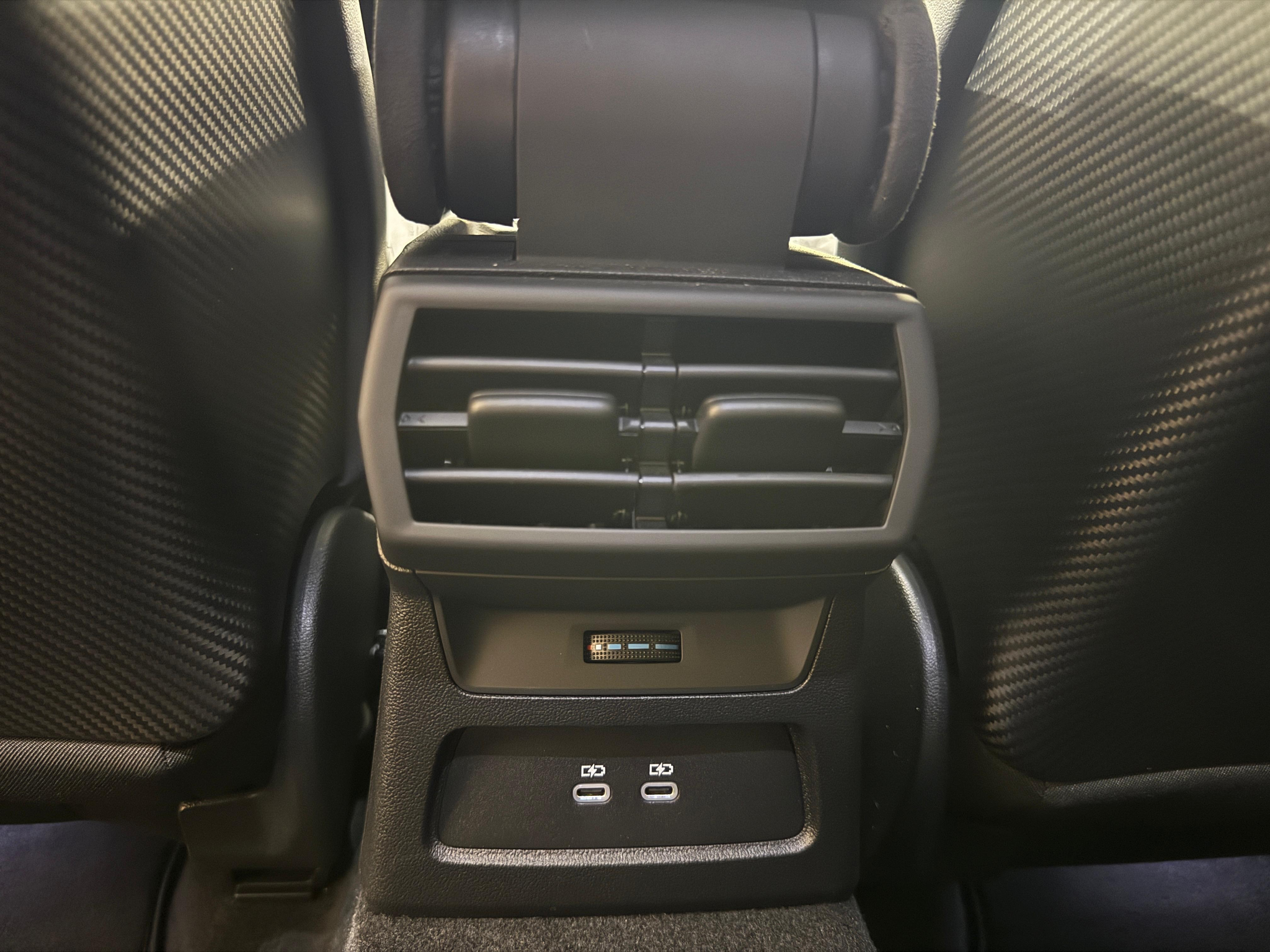 listing desktop thumbnail image 30