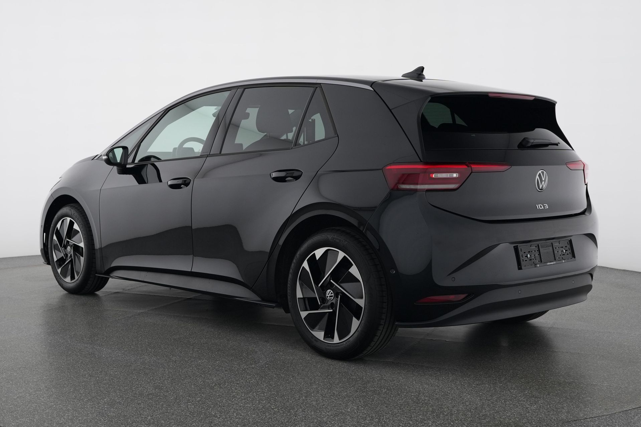 listing desktop thumbnail image 3