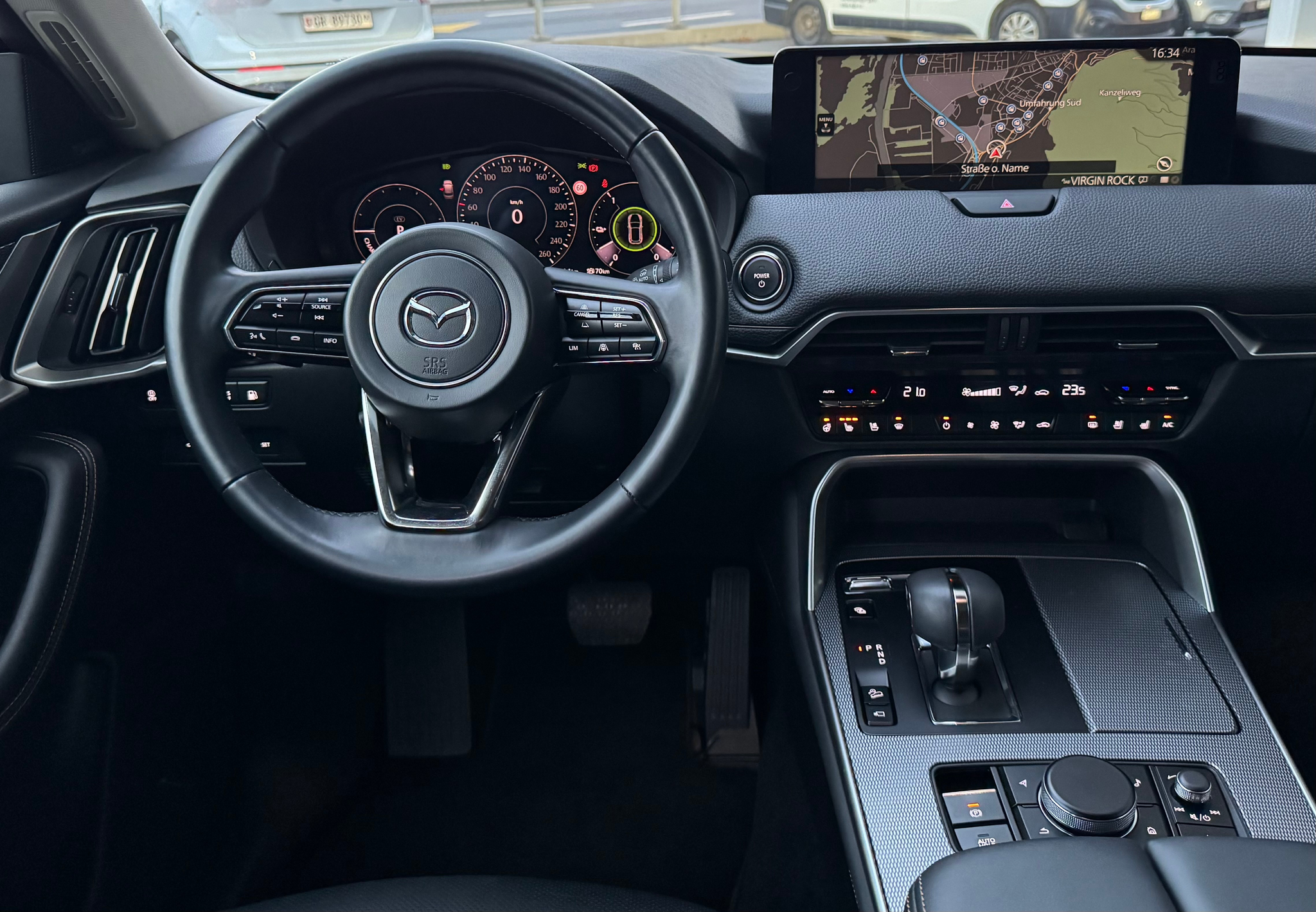 listing desktop thumbnail image 12