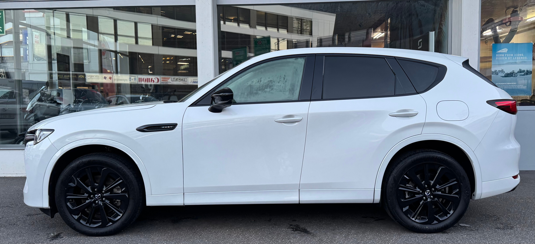 listing desktop thumbnail image 2