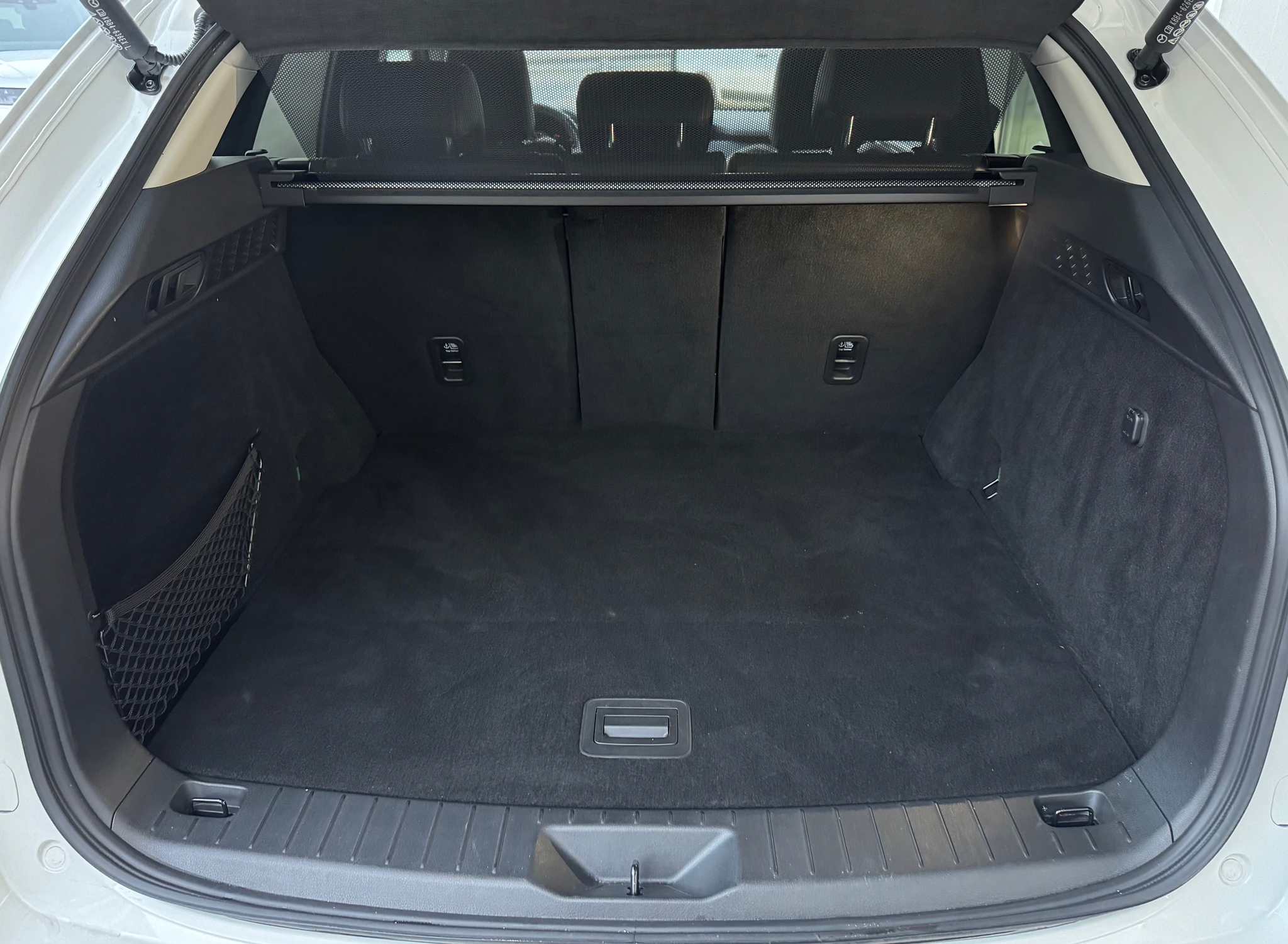 listing desktop thumbnail image 10