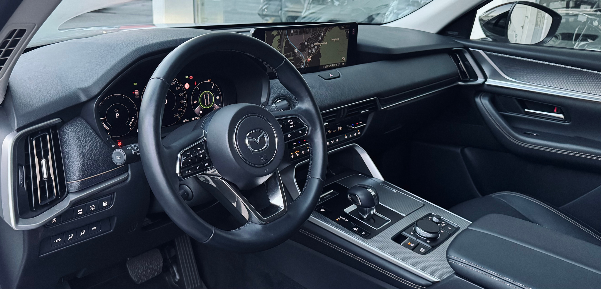 listing desktop thumbnail image 6