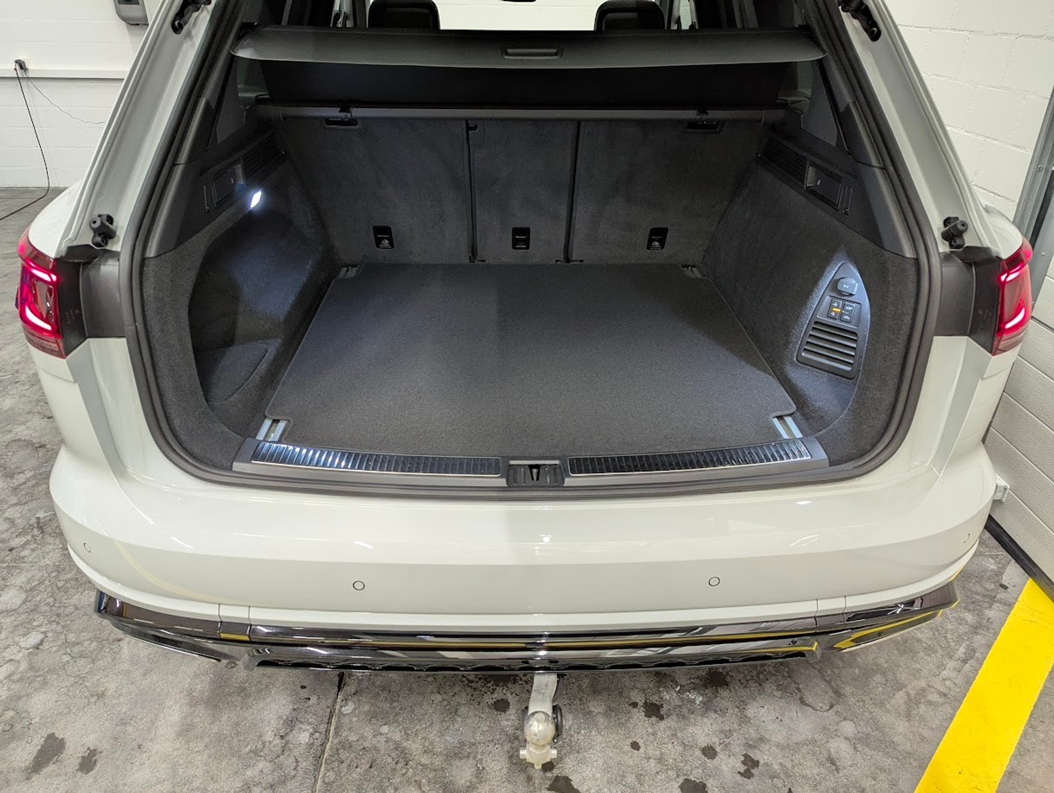 listing desktop thumbnail image 29