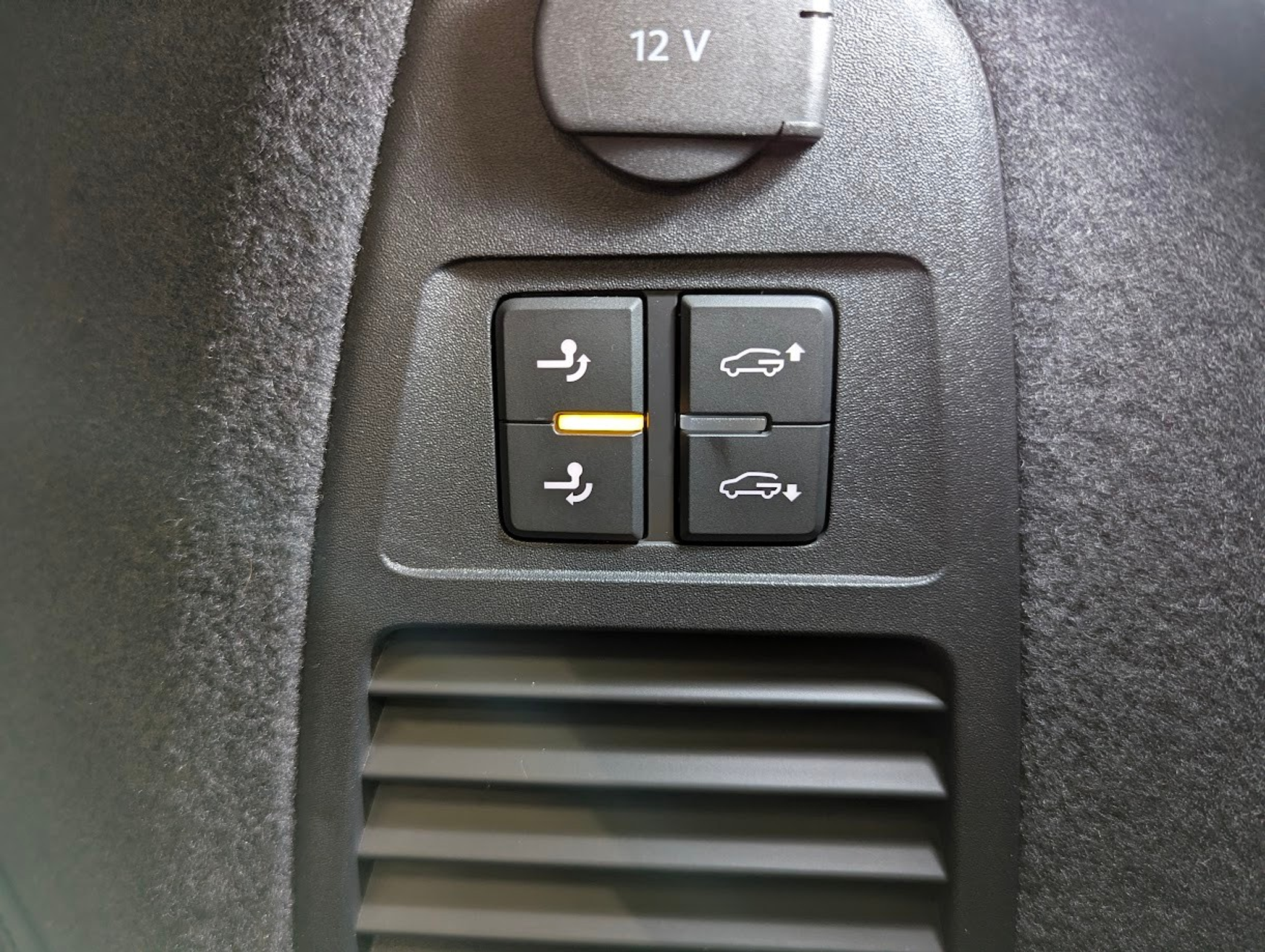 listing desktop thumbnail image 30