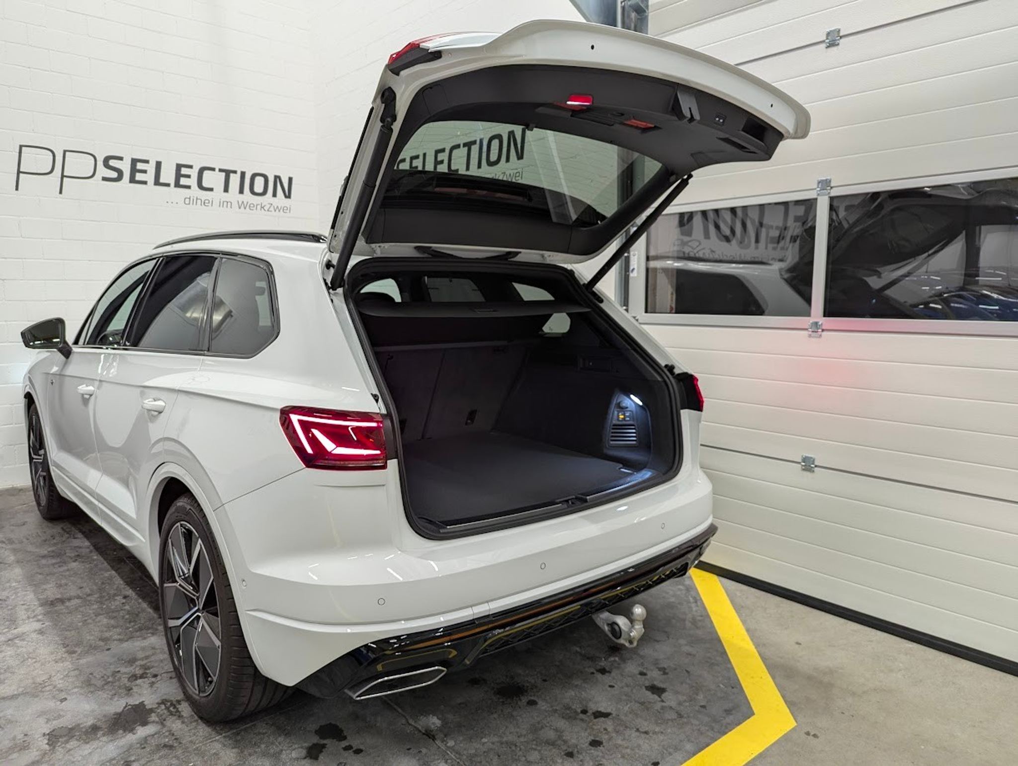 listing desktop thumbnail image 27