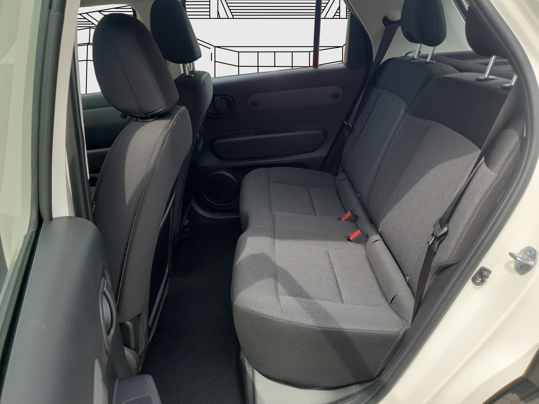 listing desktop thumbnail image 10