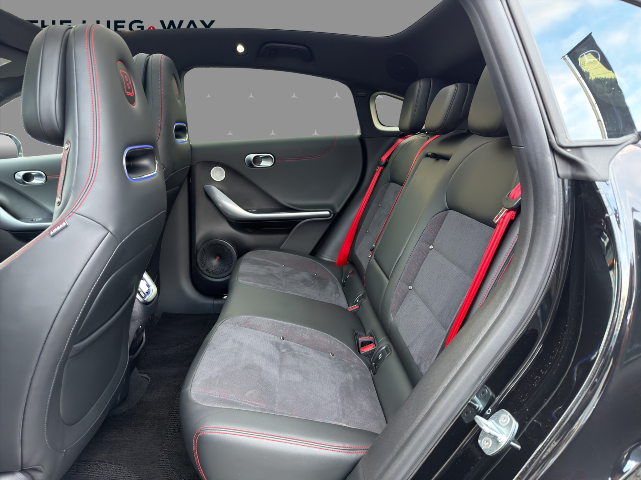 listing desktop thumbnail image 12