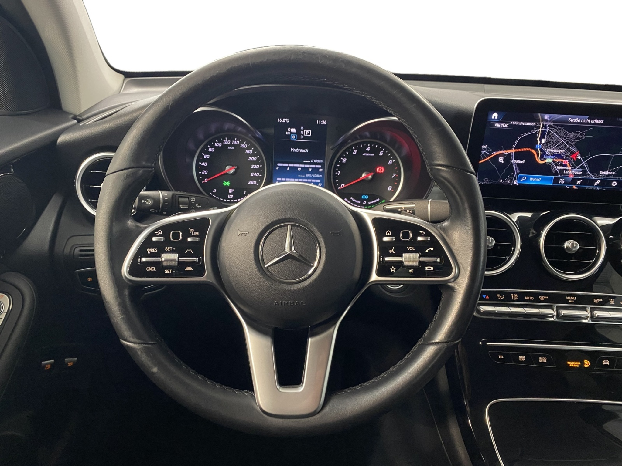 listing desktop thumbnail image 11