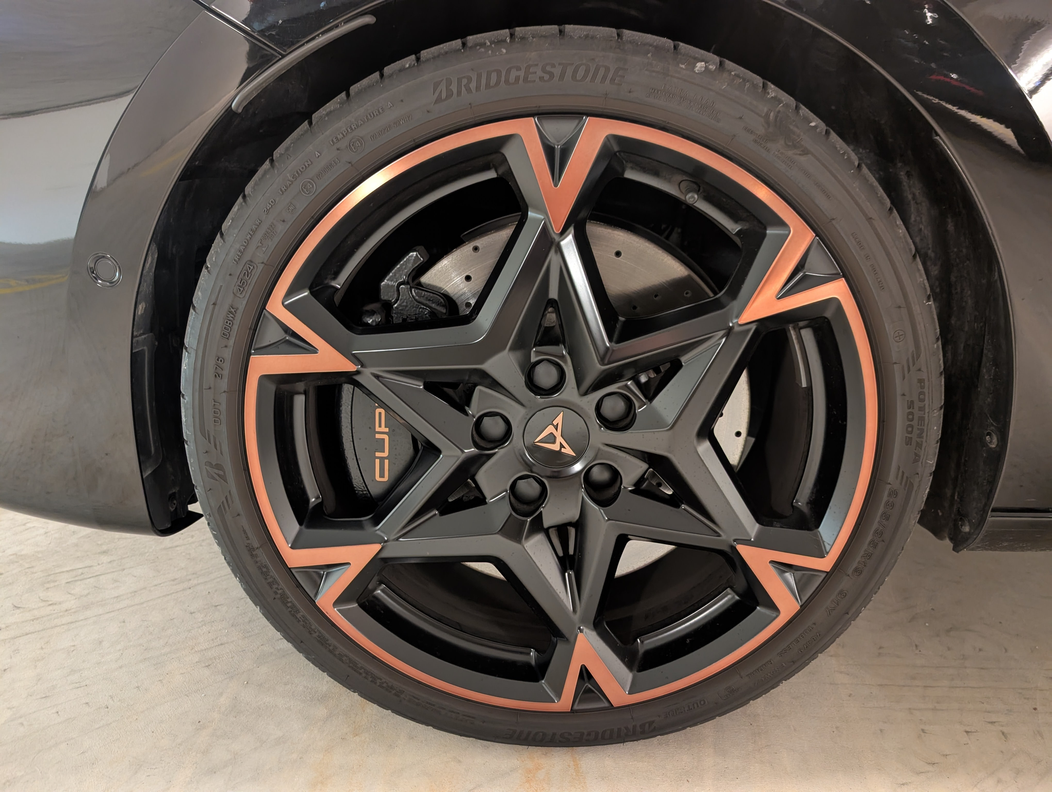 listing desktop thumbnail image 7