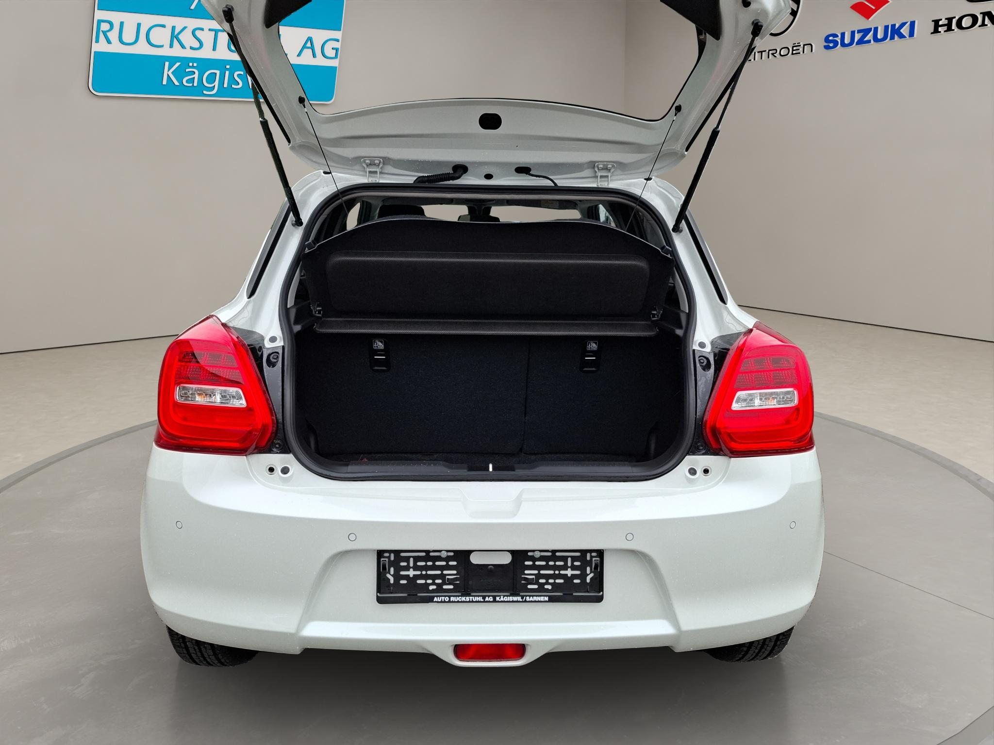 listing desktop thumbnail image 10