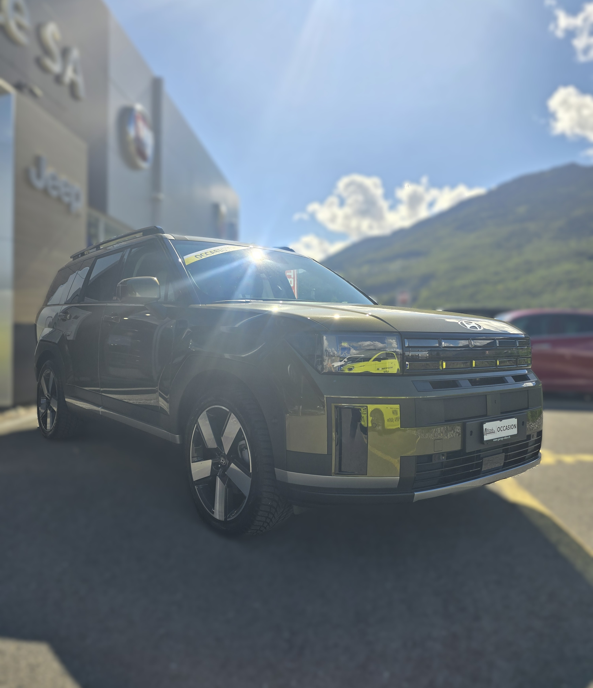 listing desktop thumbnail image 6