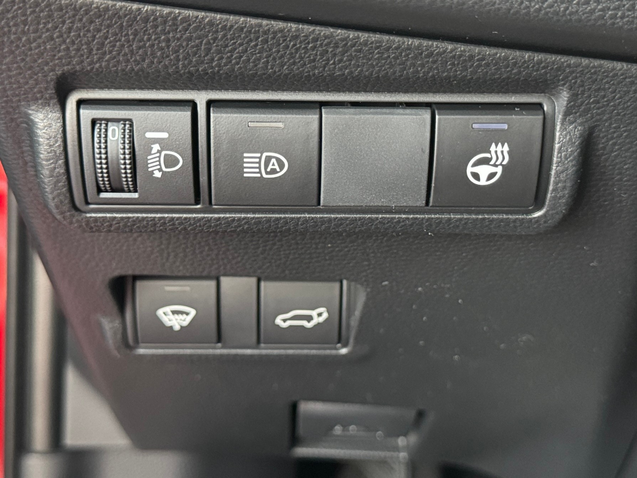 listing desktop thumbnail image 16