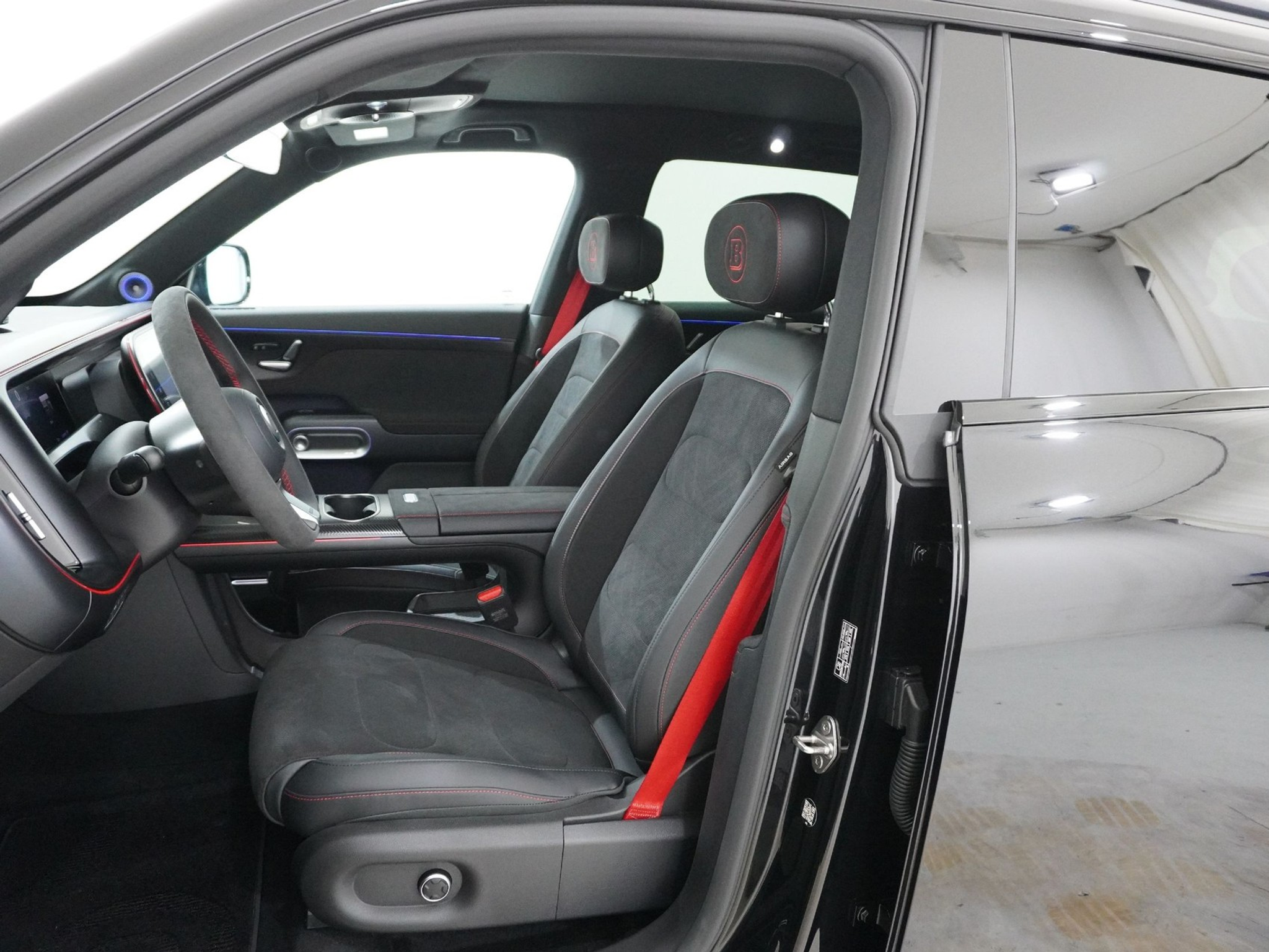 listing desktop thumbnail image 11