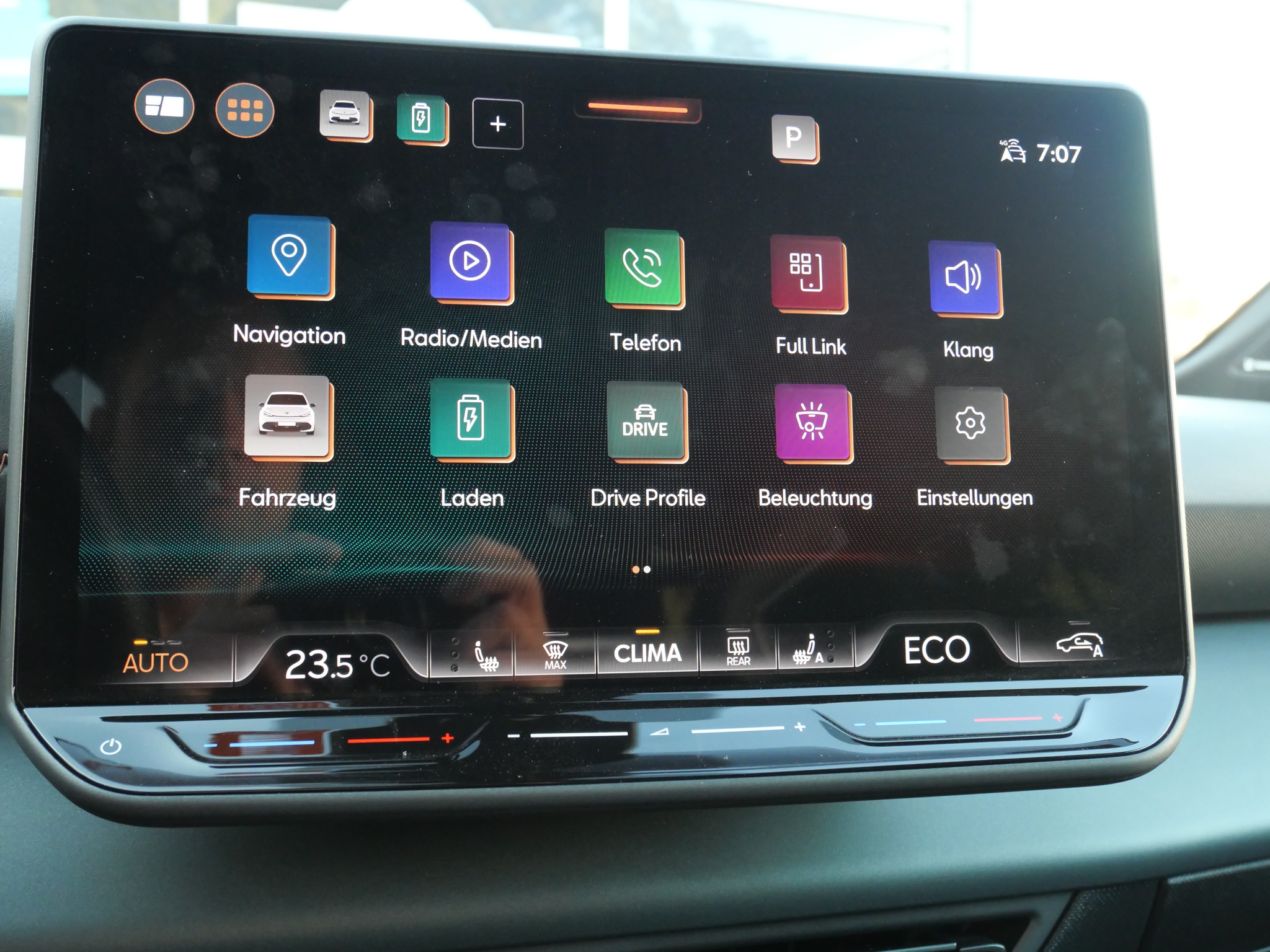 listing desktop thumbnail image 13