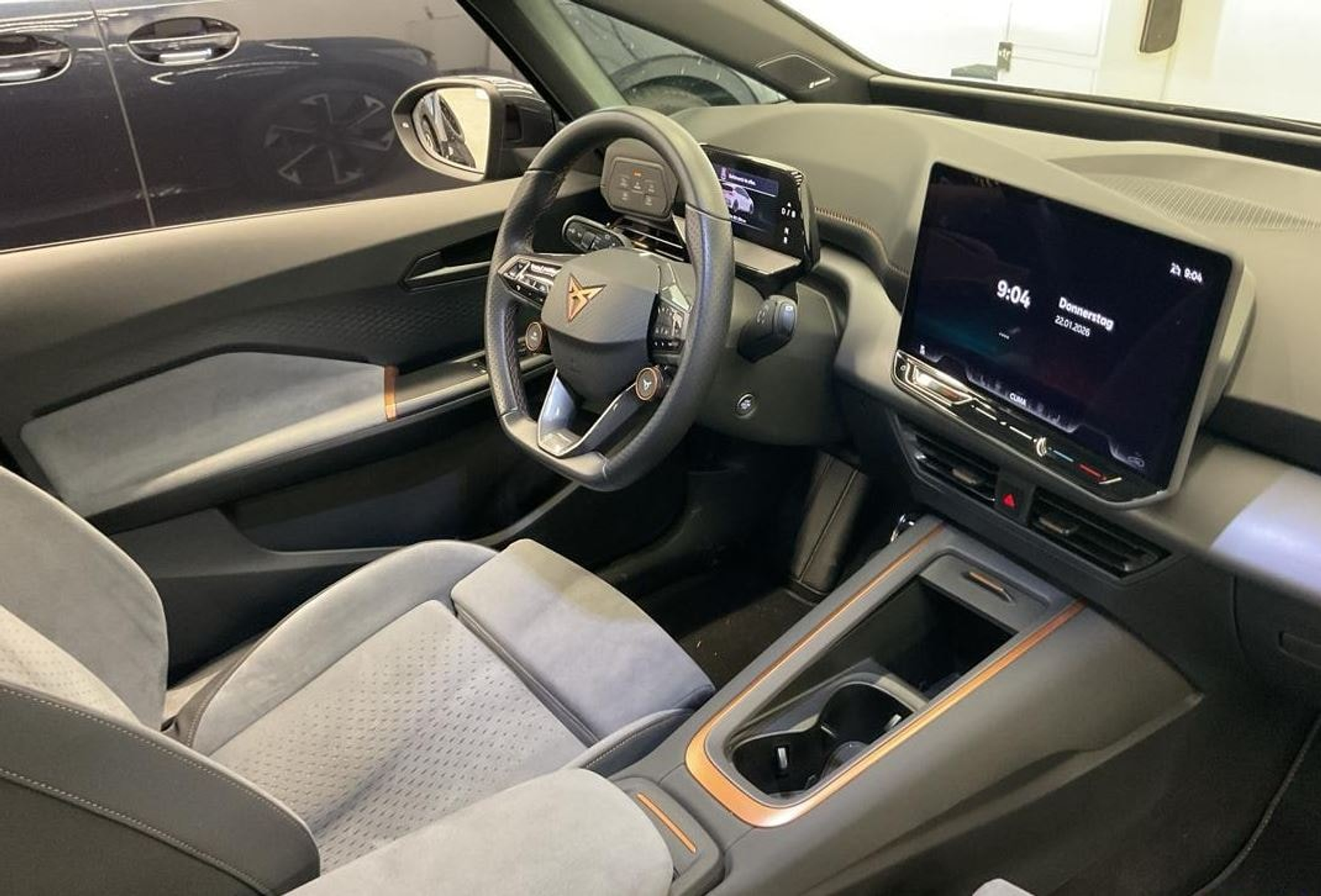 listing desktop thumbnail image 8