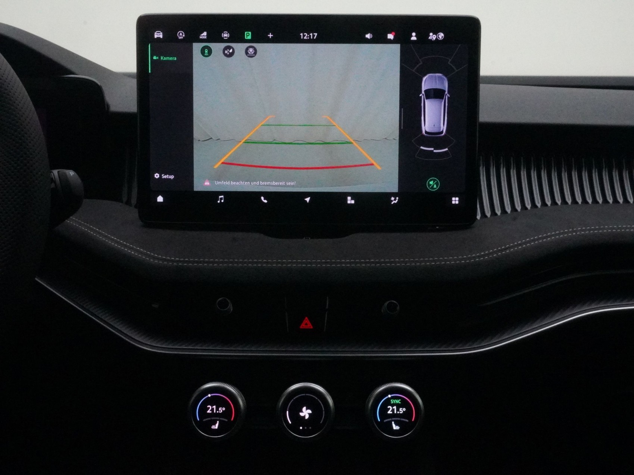 listing desktop thumbnail image 17