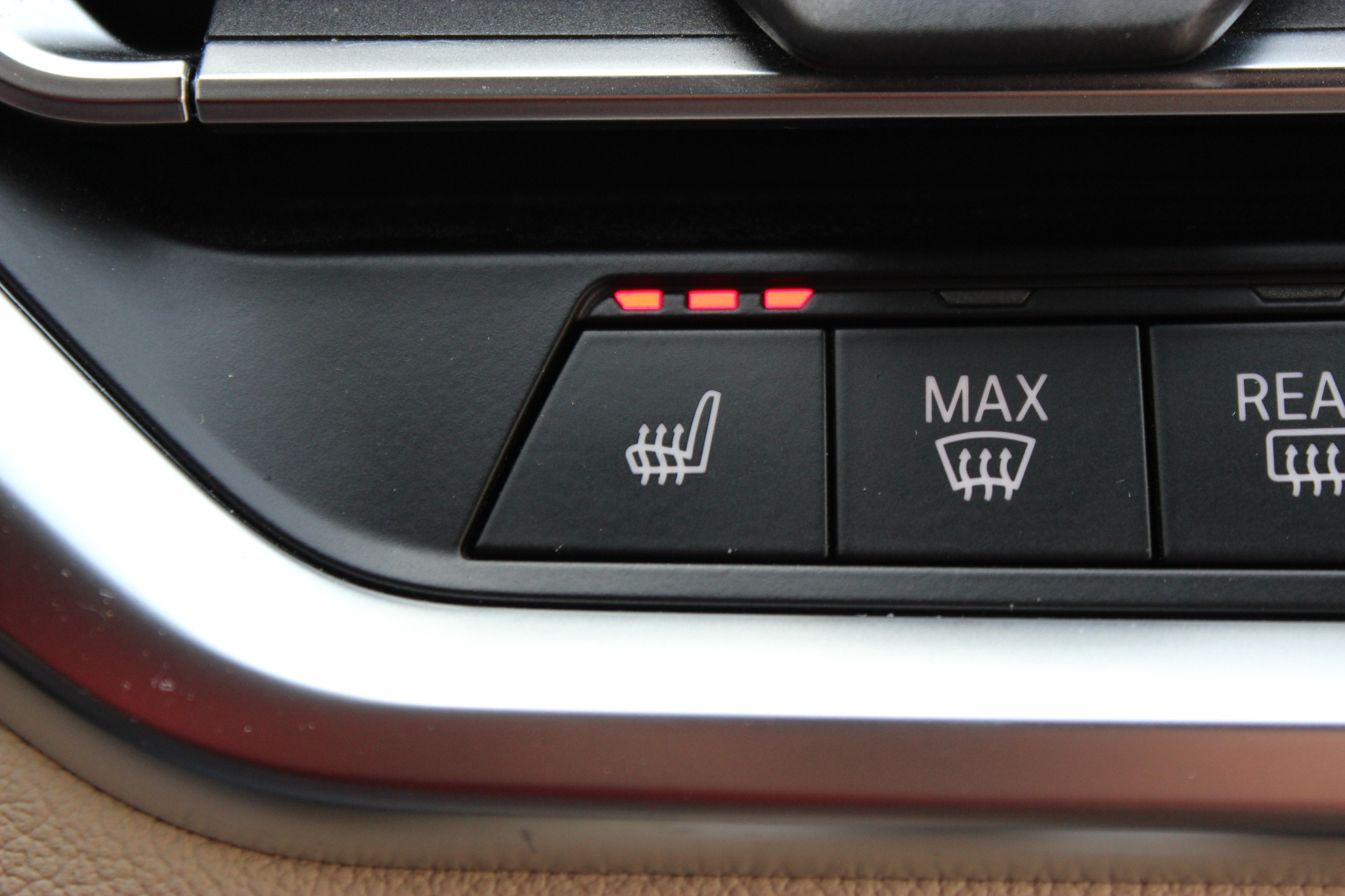 listing desktop thumbnail image 16