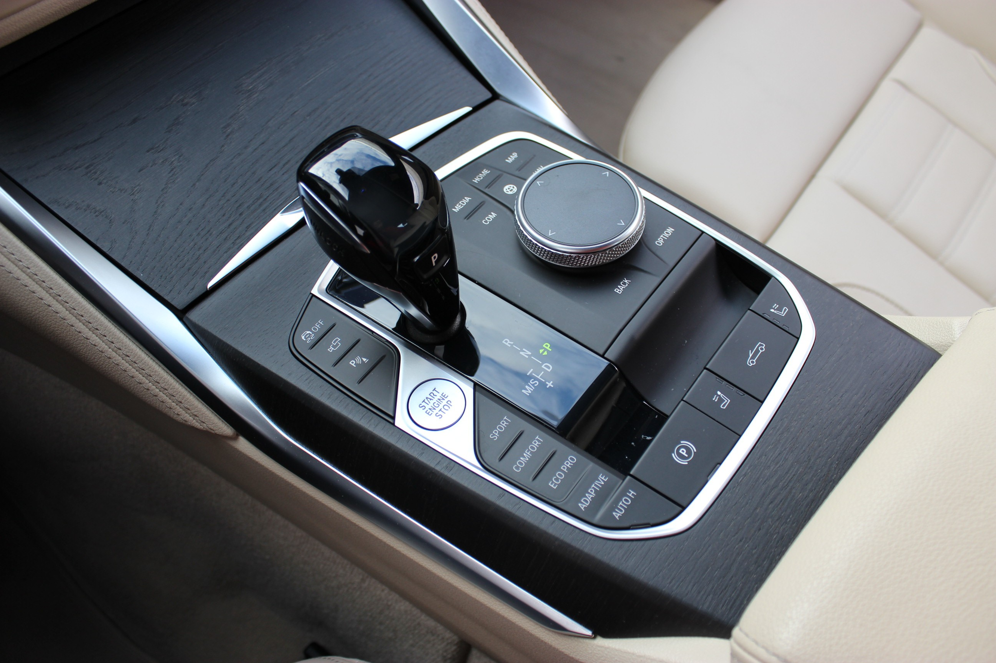 listing desktop thumbnail image 13