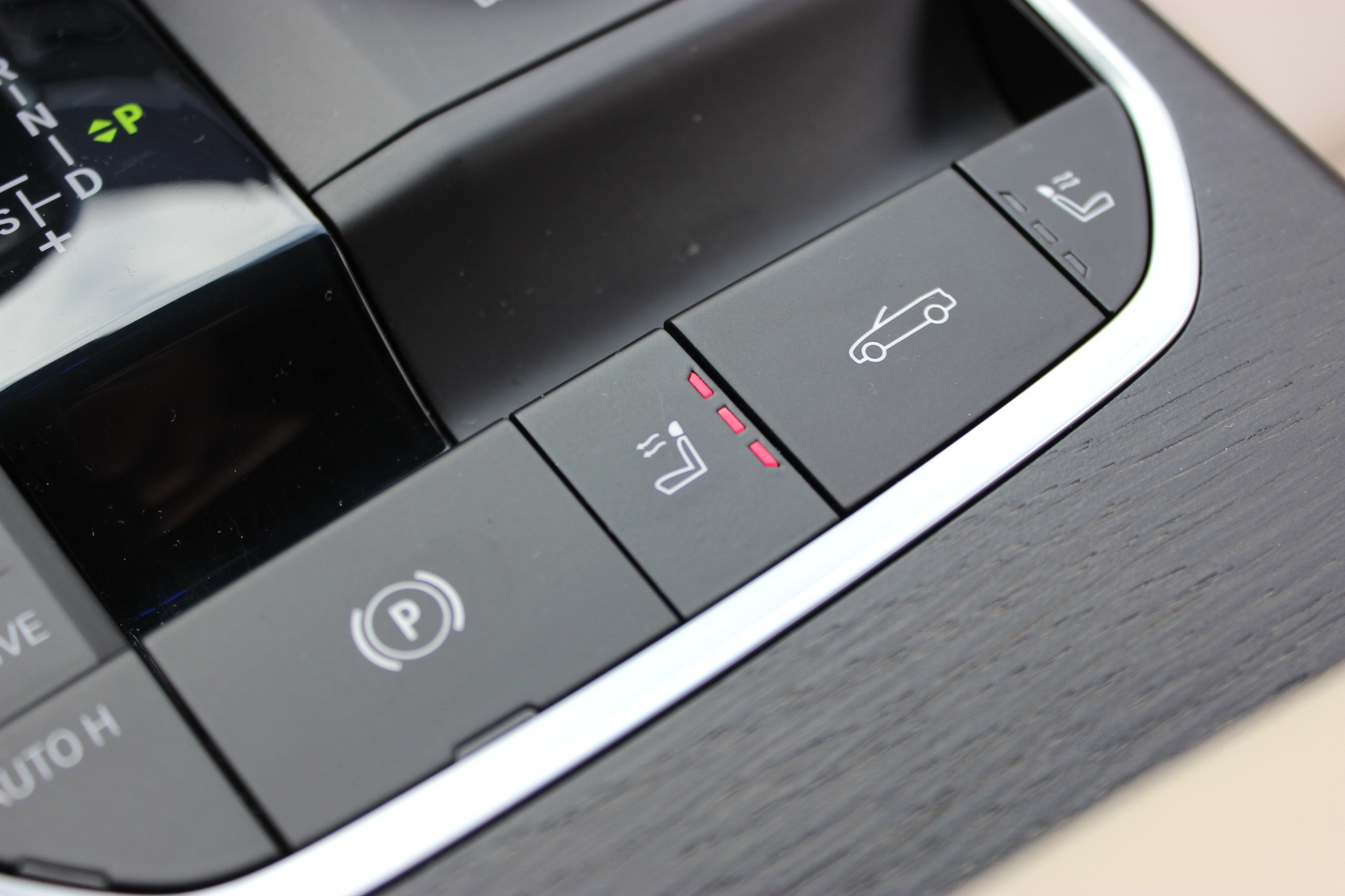 listing desktop thumbnail image 14