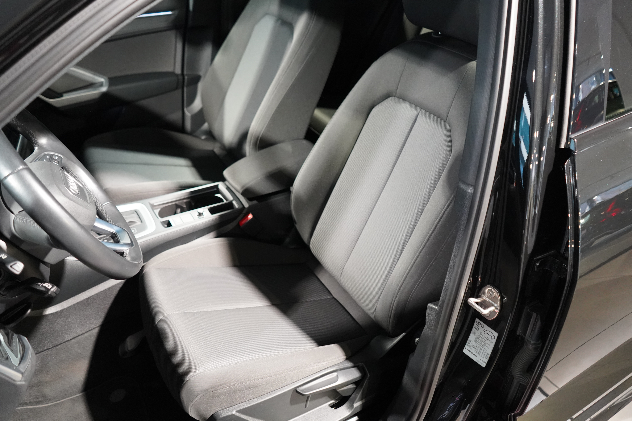 listing desktop thumbnail image 5