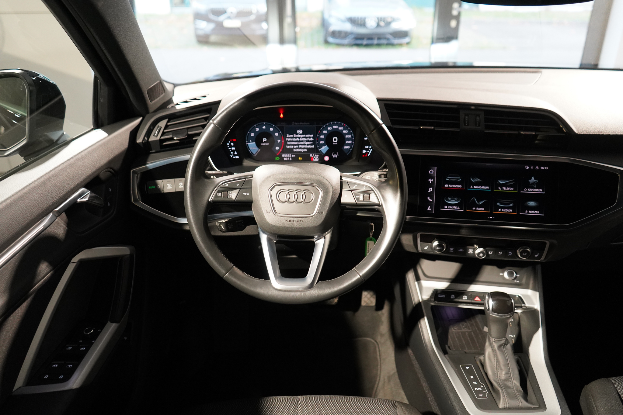 listing desktop thumbnail image 7