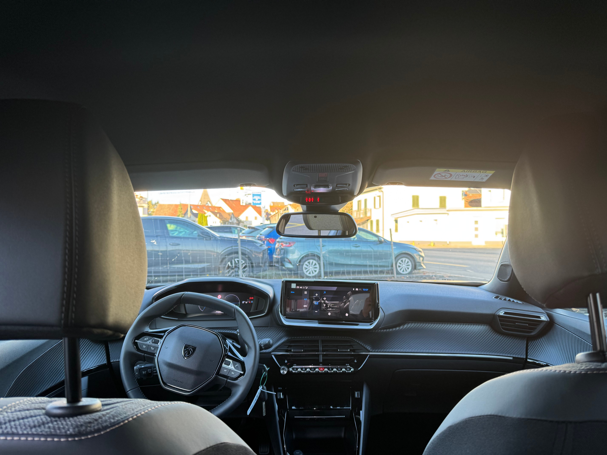 listing desktop thumbnail image 11