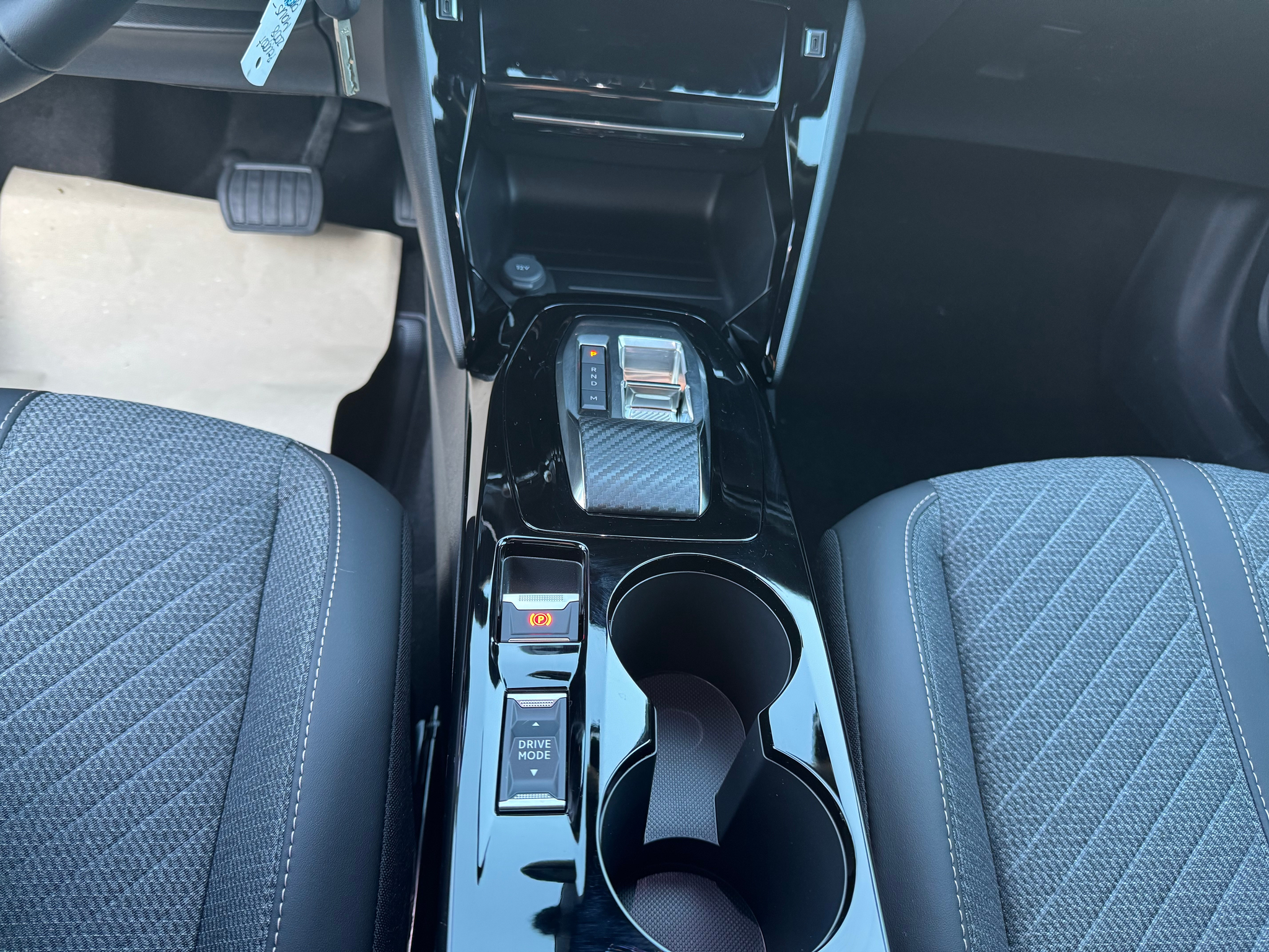 listing desktop thumbnail image 17