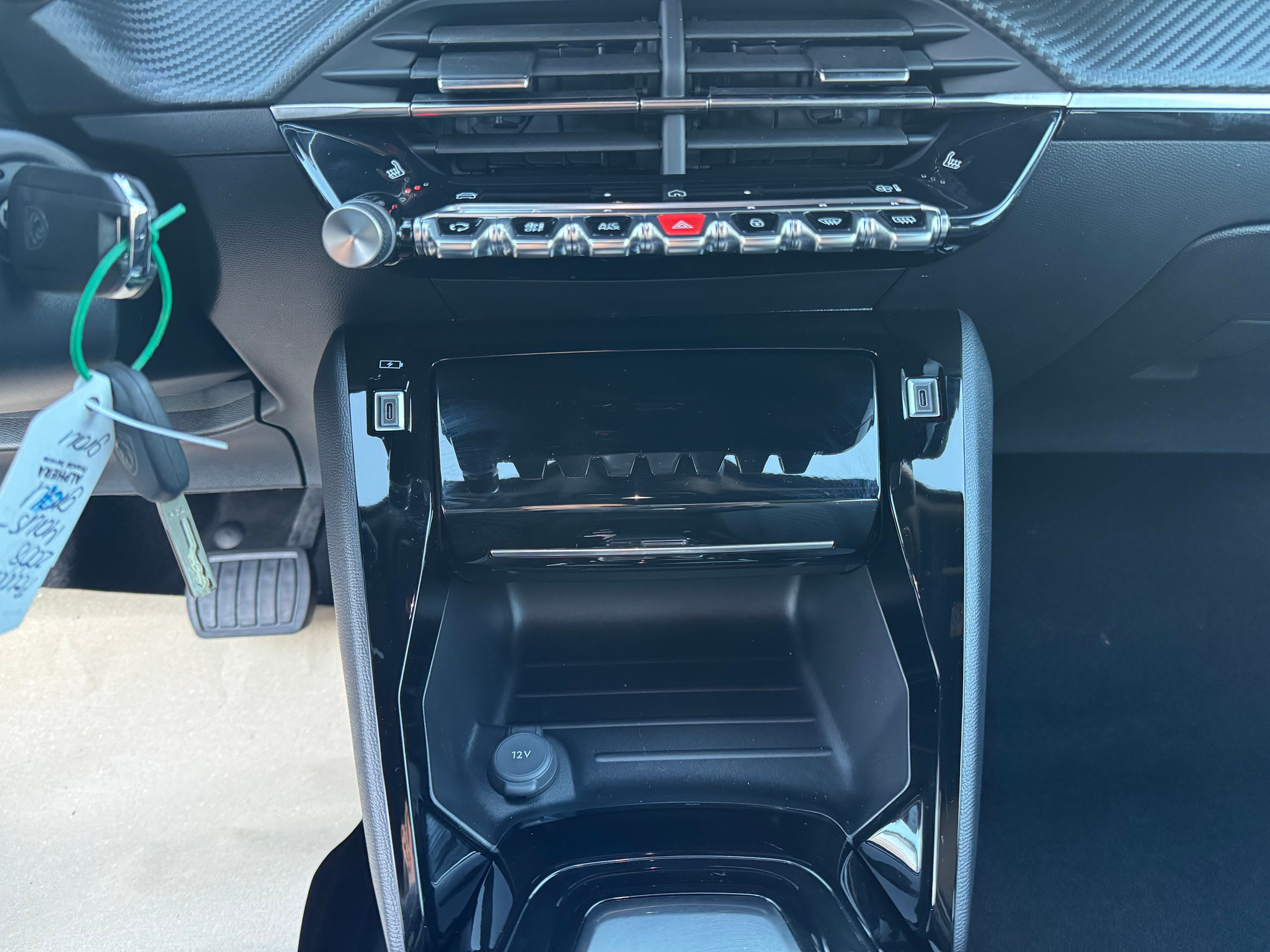 listing desktop thumbnail image 15