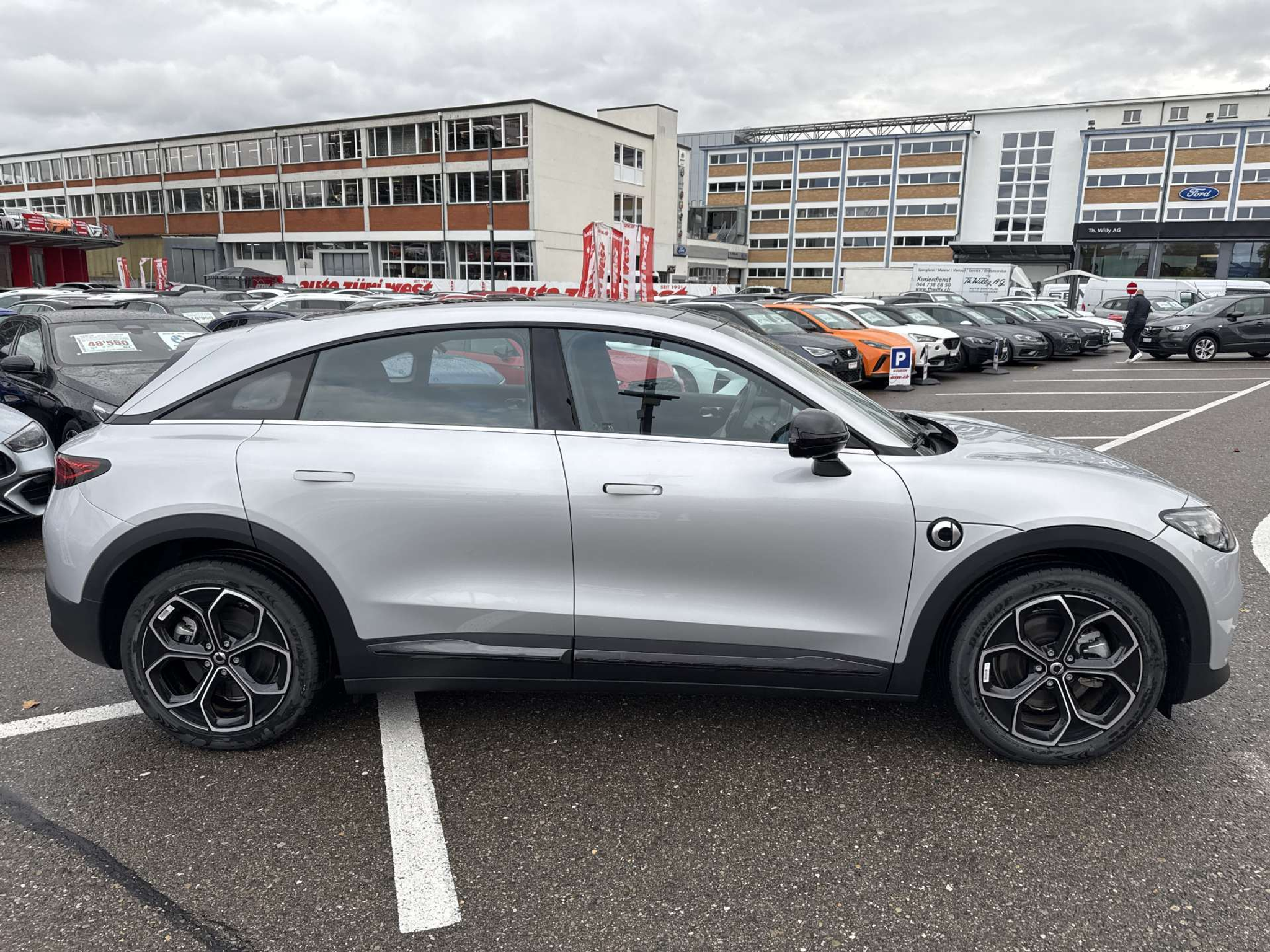 listing desktop thumbnail image 10