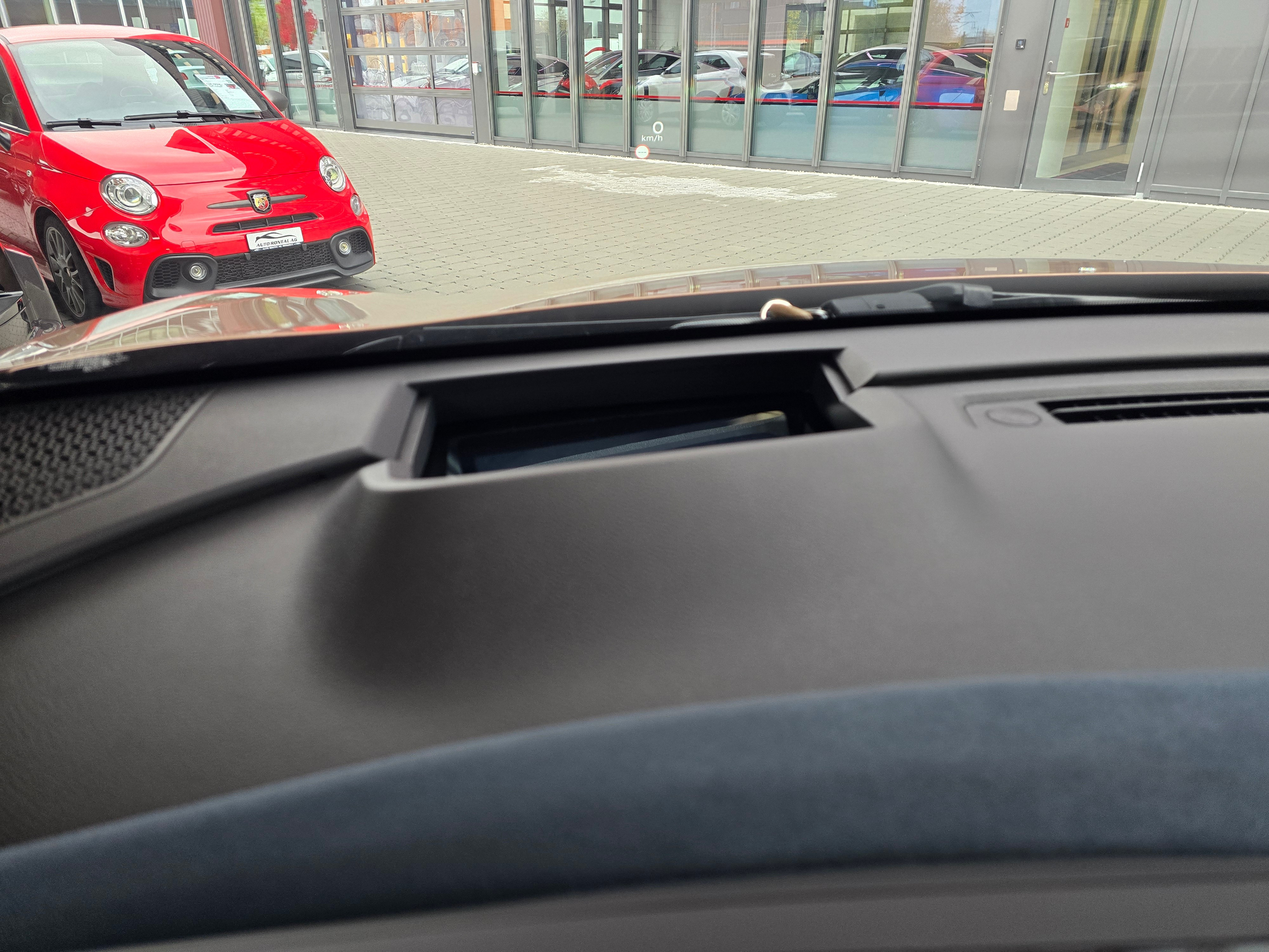 listing desktop thumbnail image 12