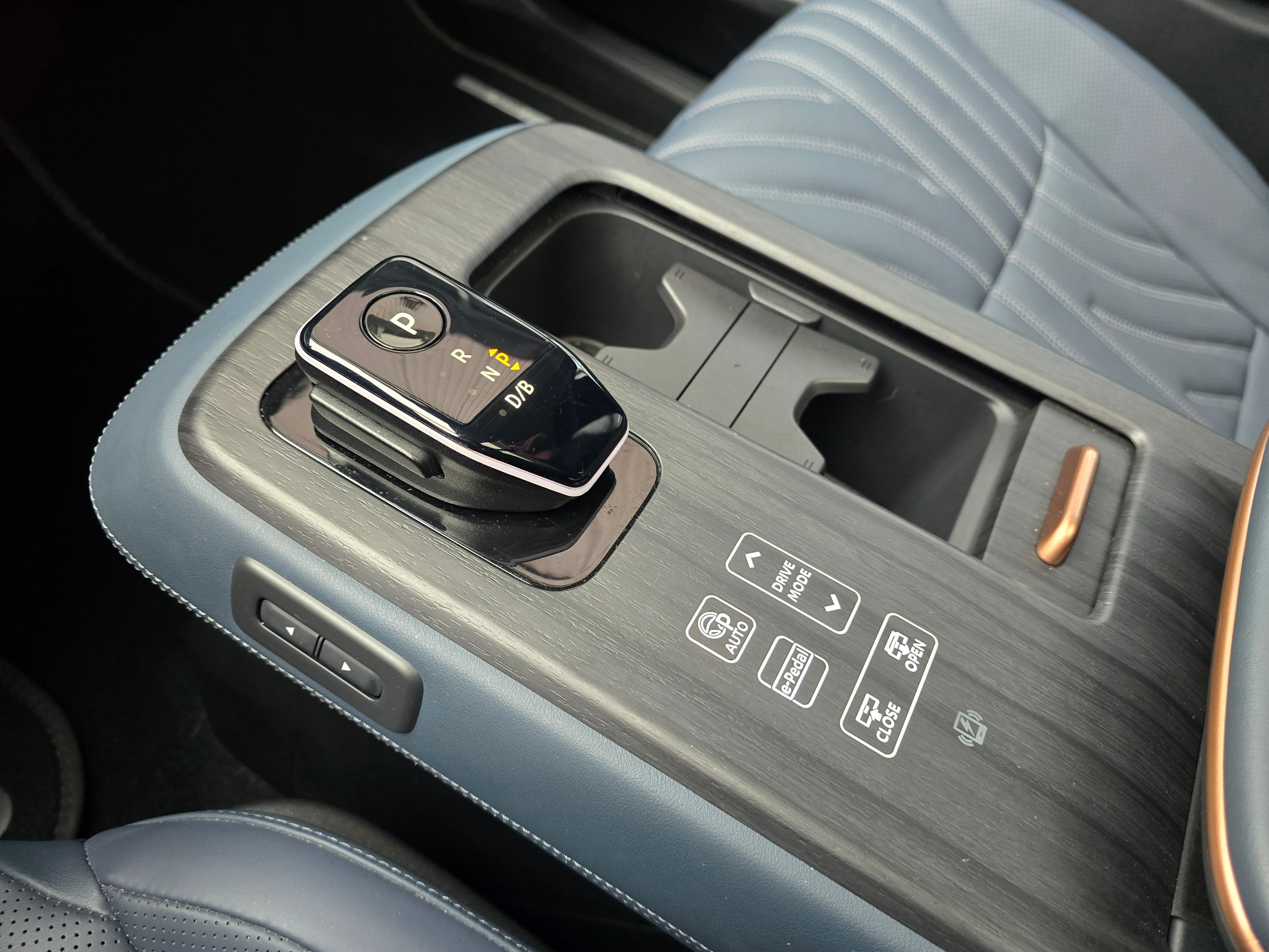 listing desktop thumbnail image 17