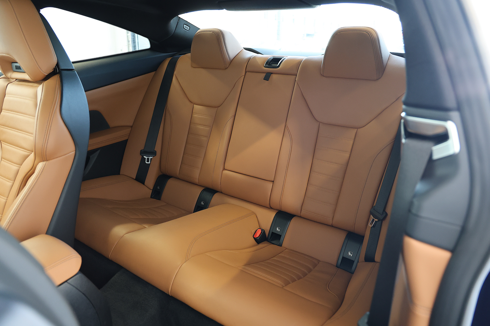 listing desktop thumbnail image 14