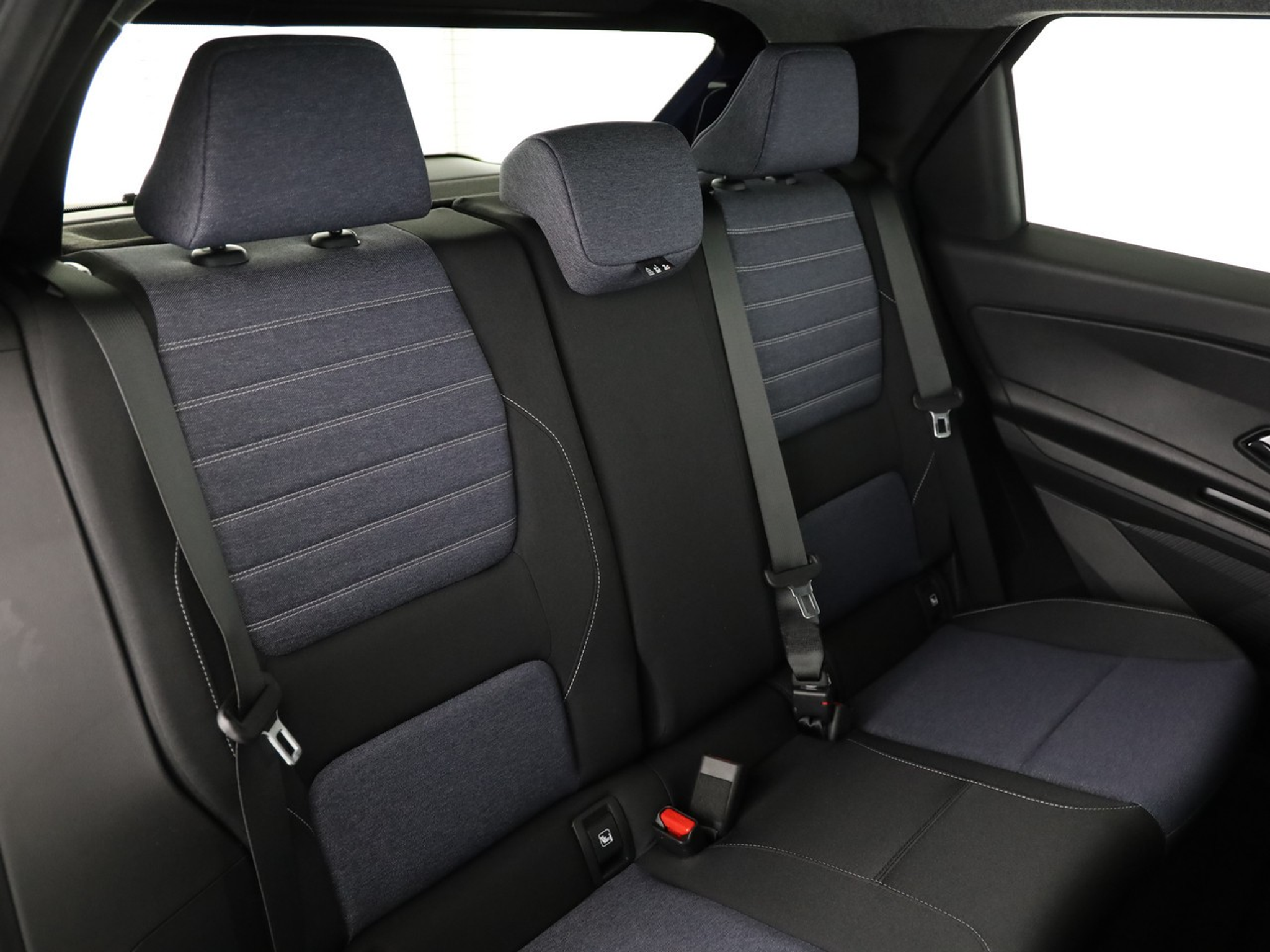 listing desktop thumbnail image 7