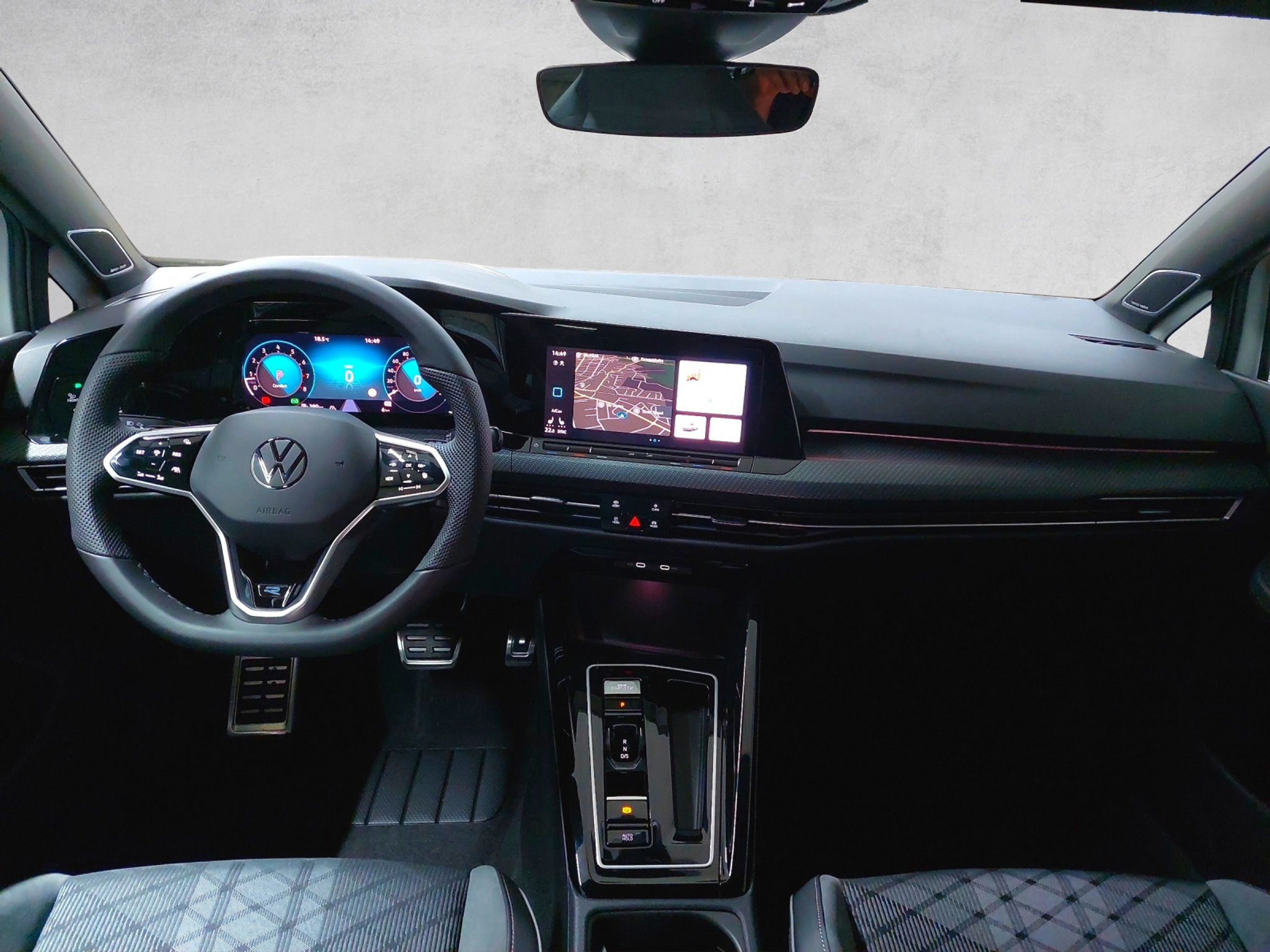 listing desktop thumbnail image 6