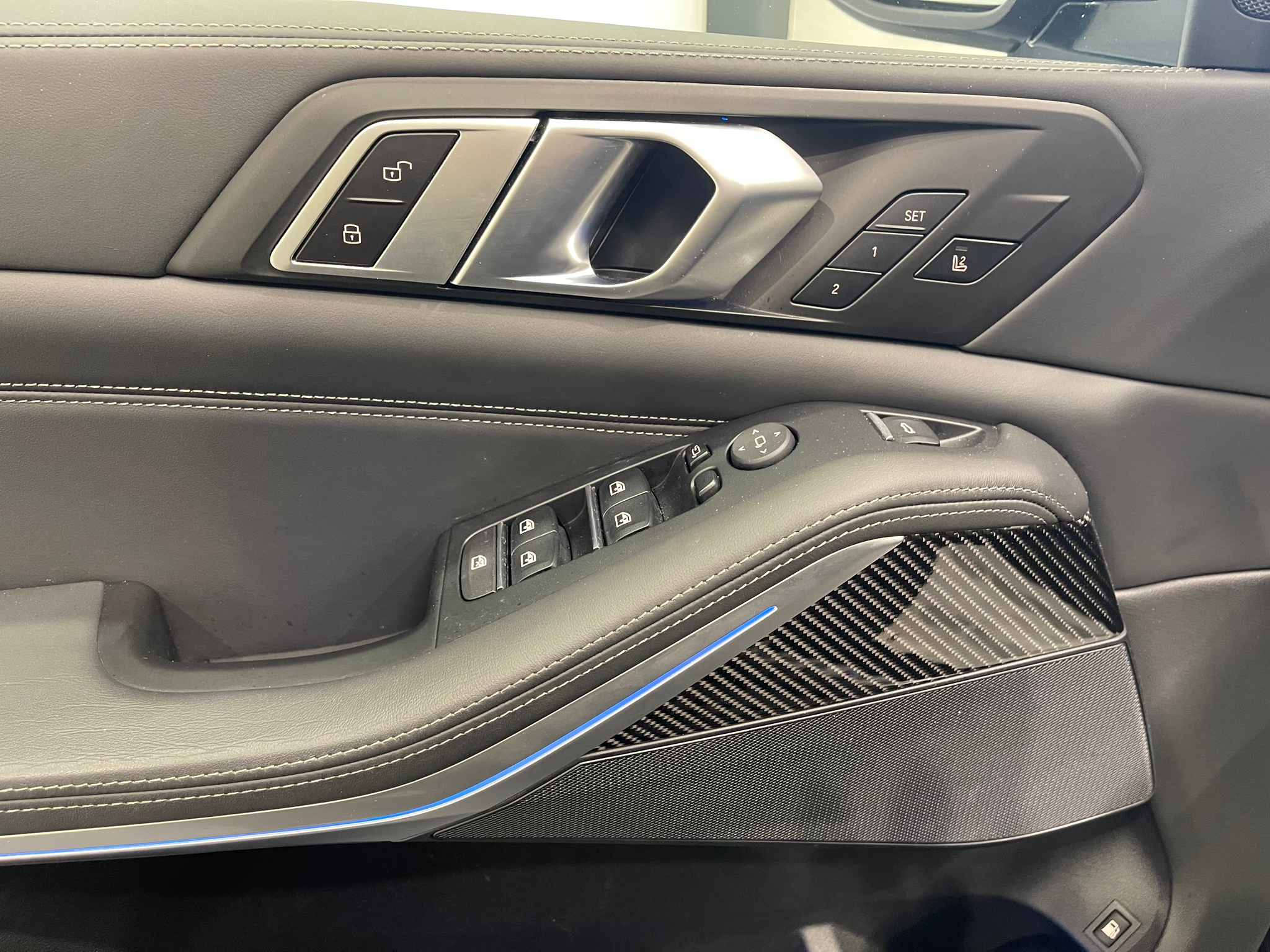 listing desktop thumbnail image 9