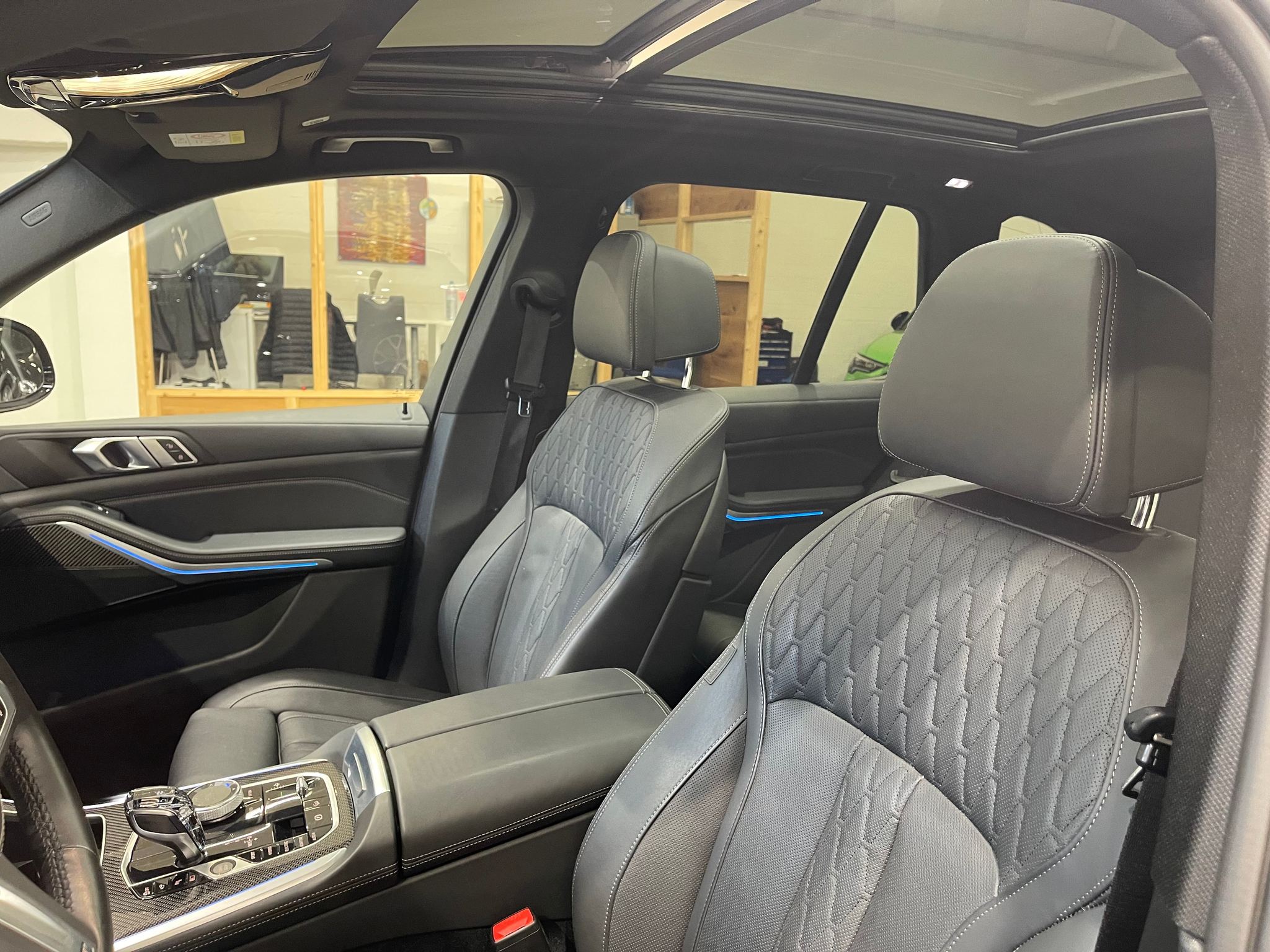 listing desktop thumbnail image 6