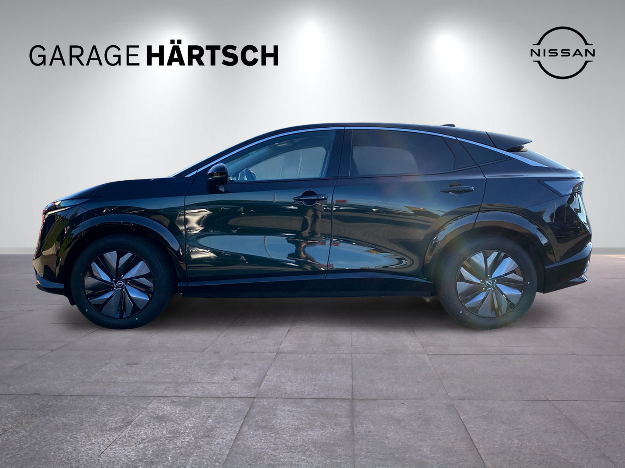 listing desktop thumbnail image 1