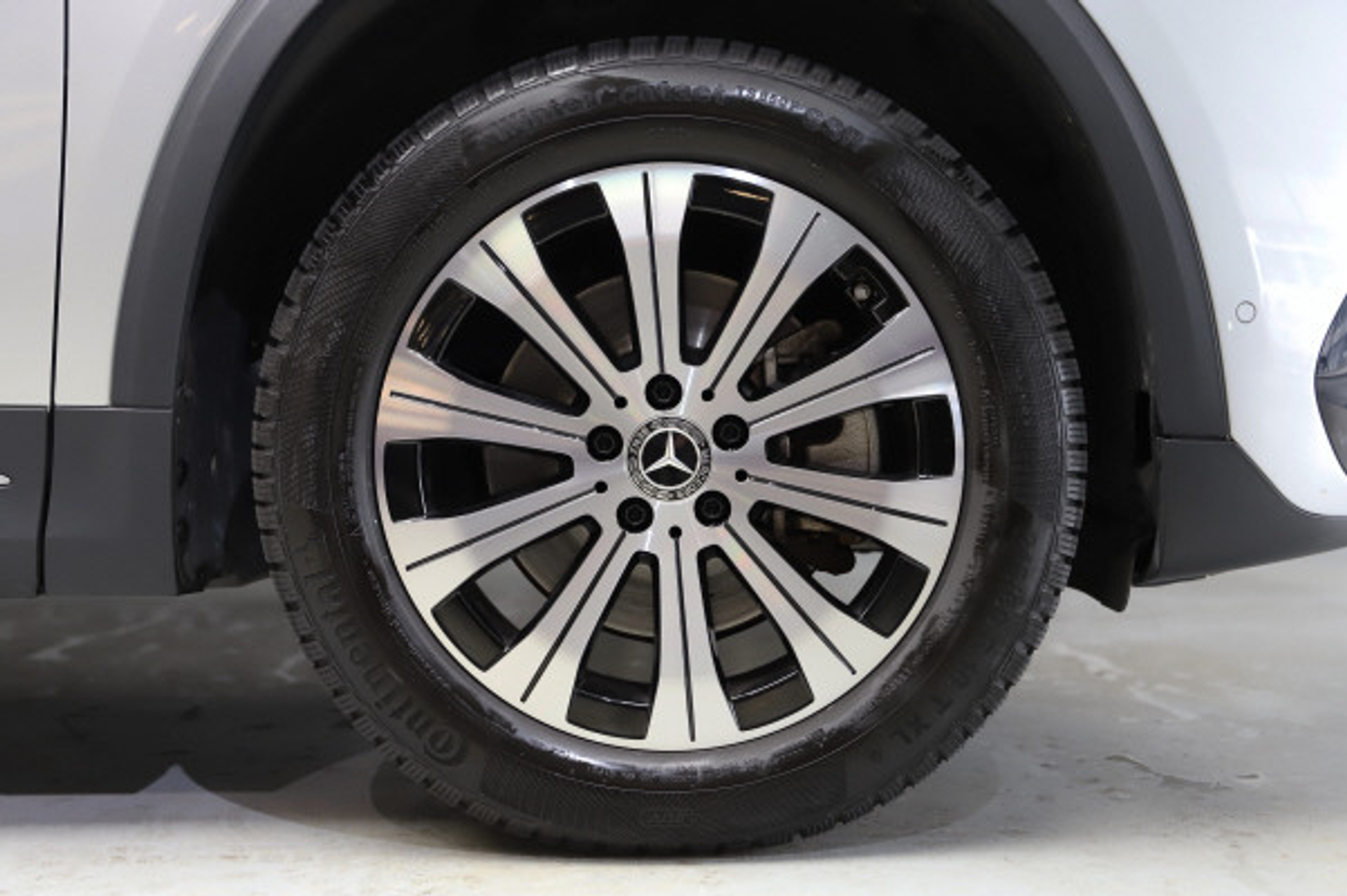 listing desktop thumbnail image 12