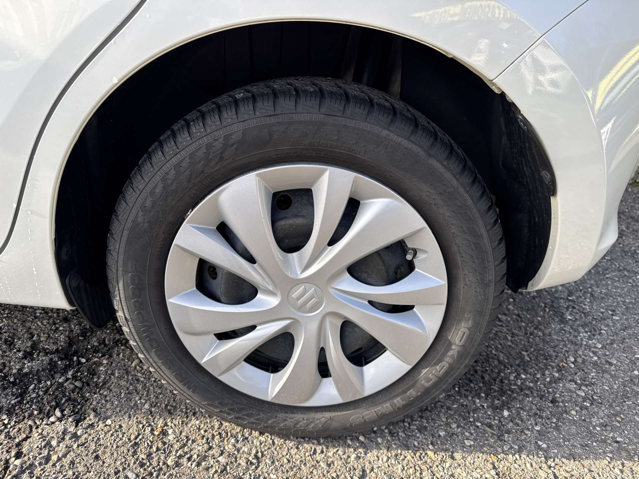 listing desktop thumbnail image 9